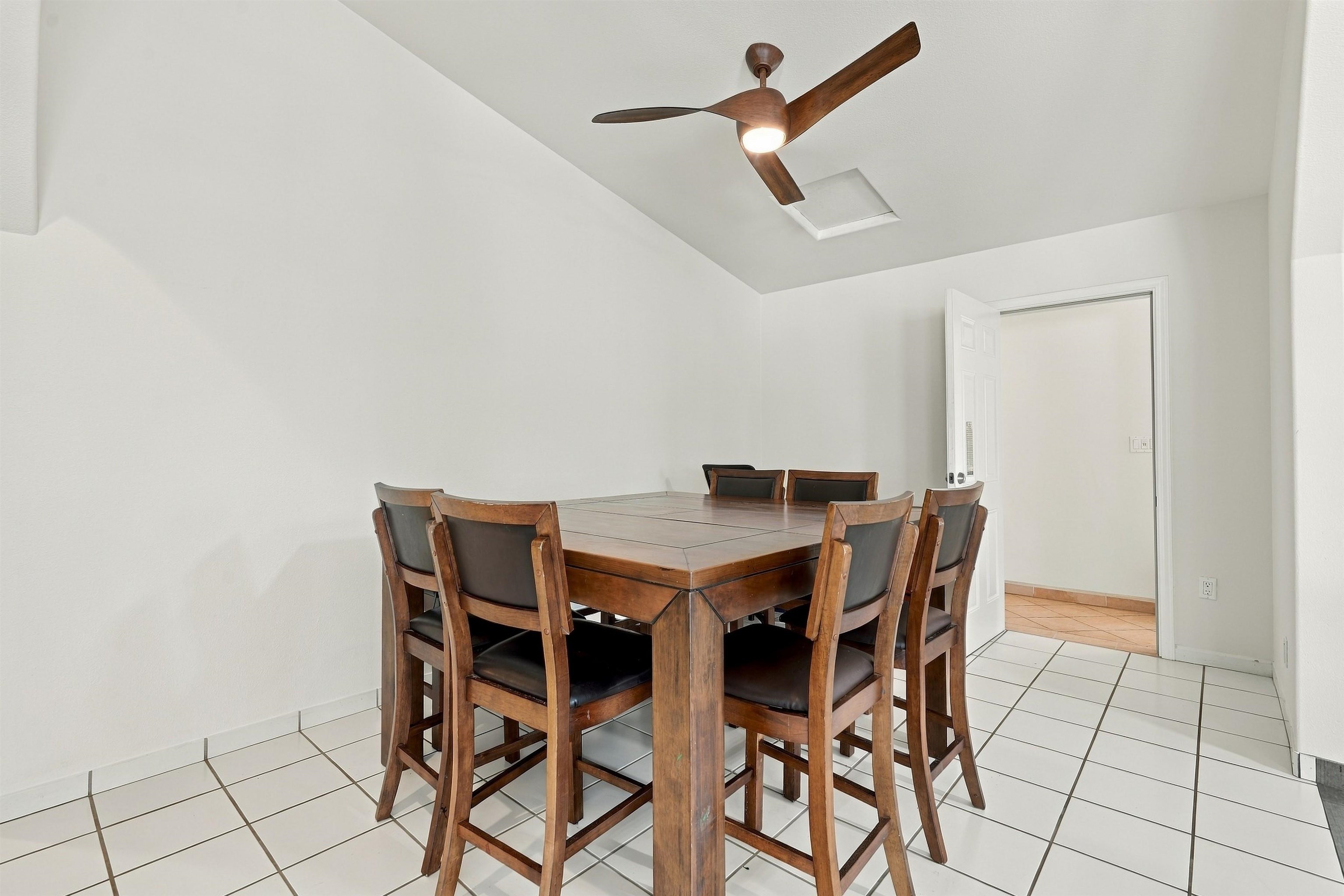 148 E Alulike St Property Photo 18
