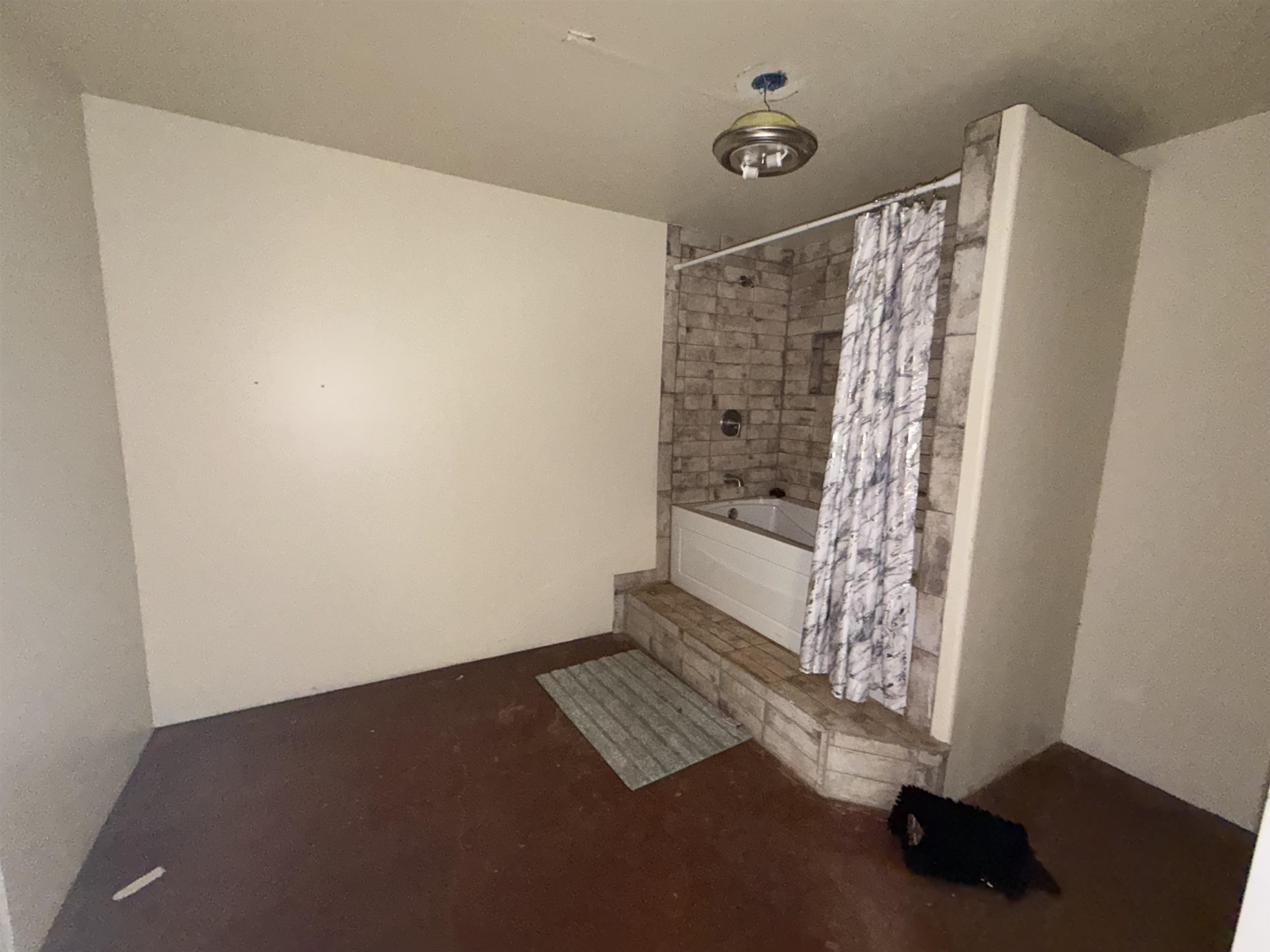140 Kahala Pl Property Photo 11