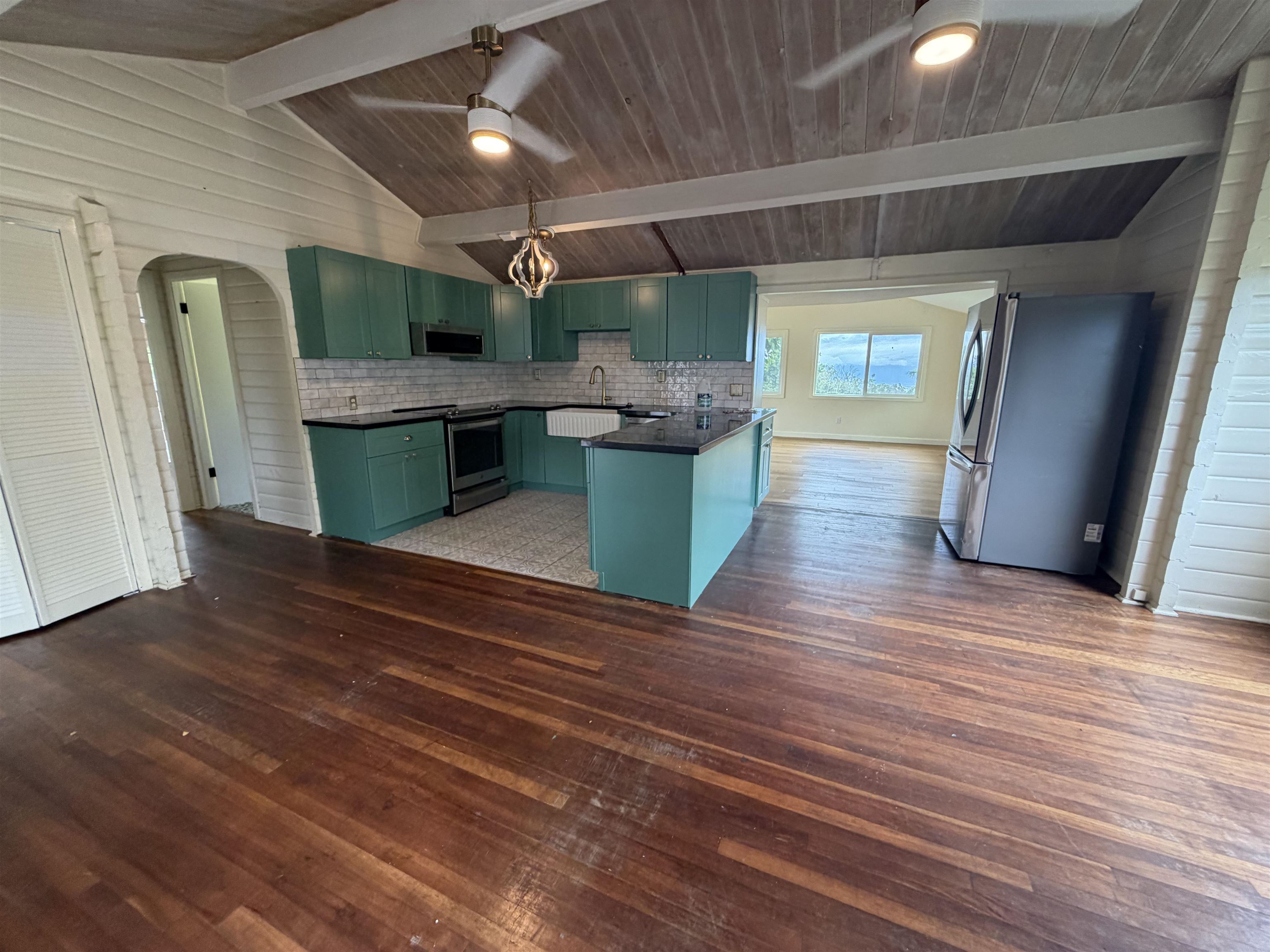 140 Kahala Pl Property Photo 16