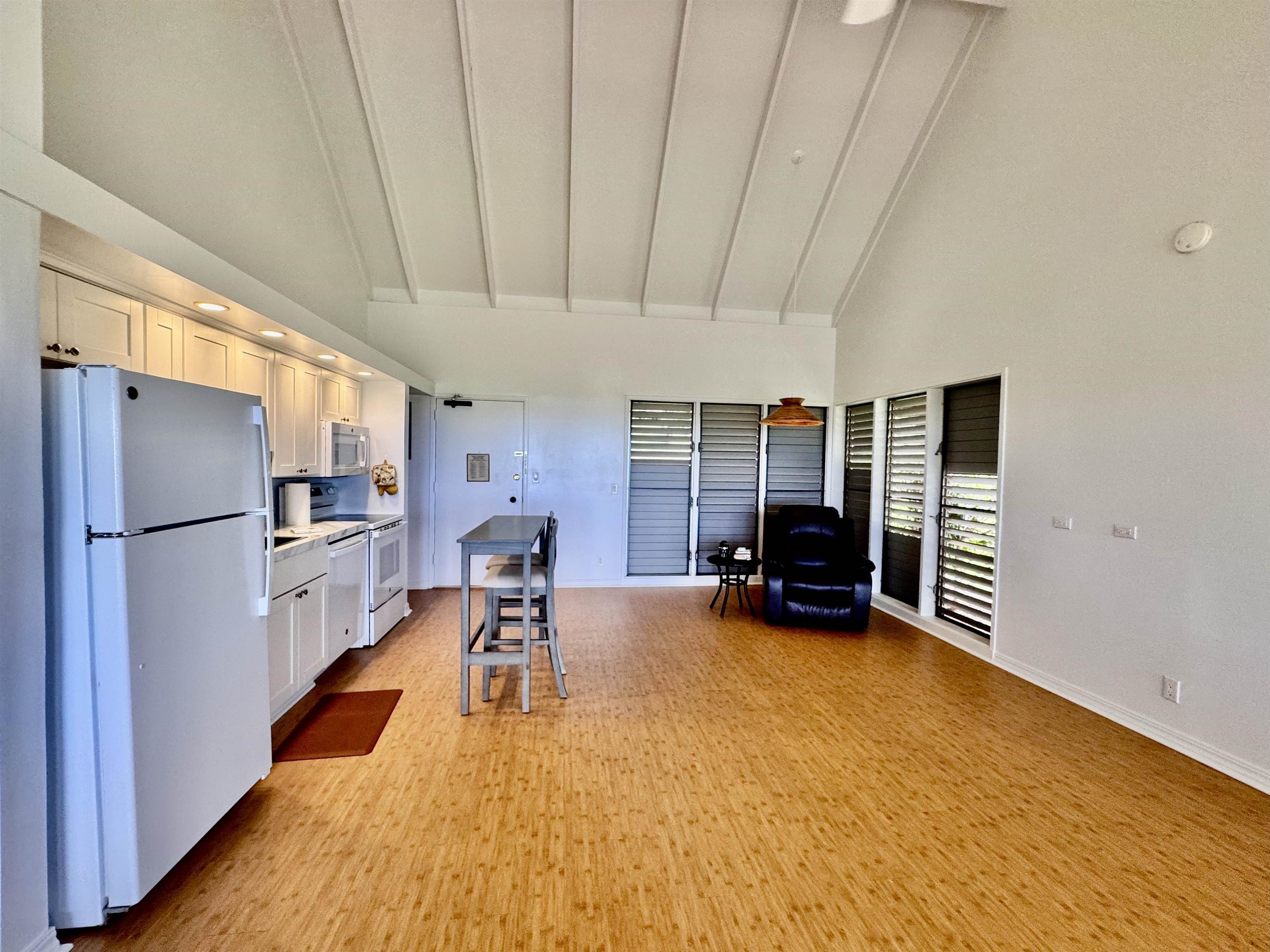 255 Kepuhi Pl Property Photo 14
