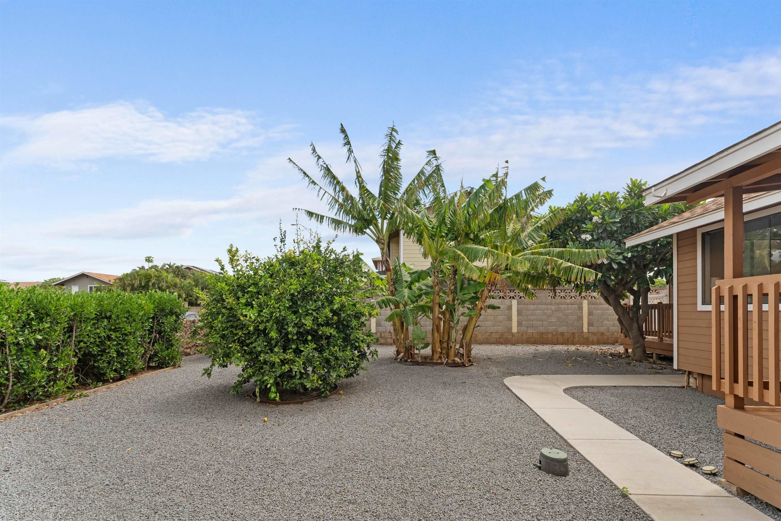 468 Kaiwahine St Property Photo 3