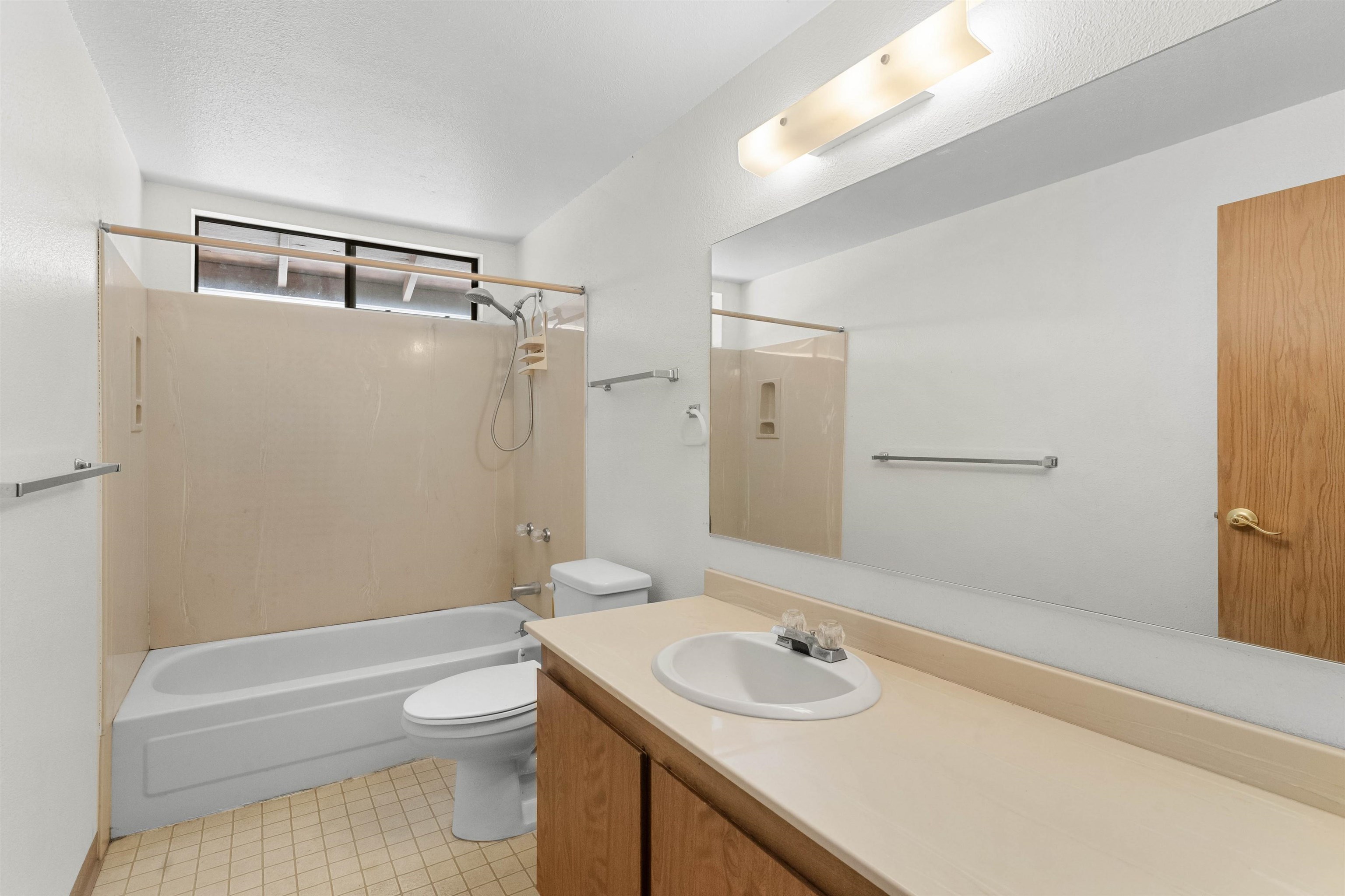 468 Kaiwahine St Property Photo 8