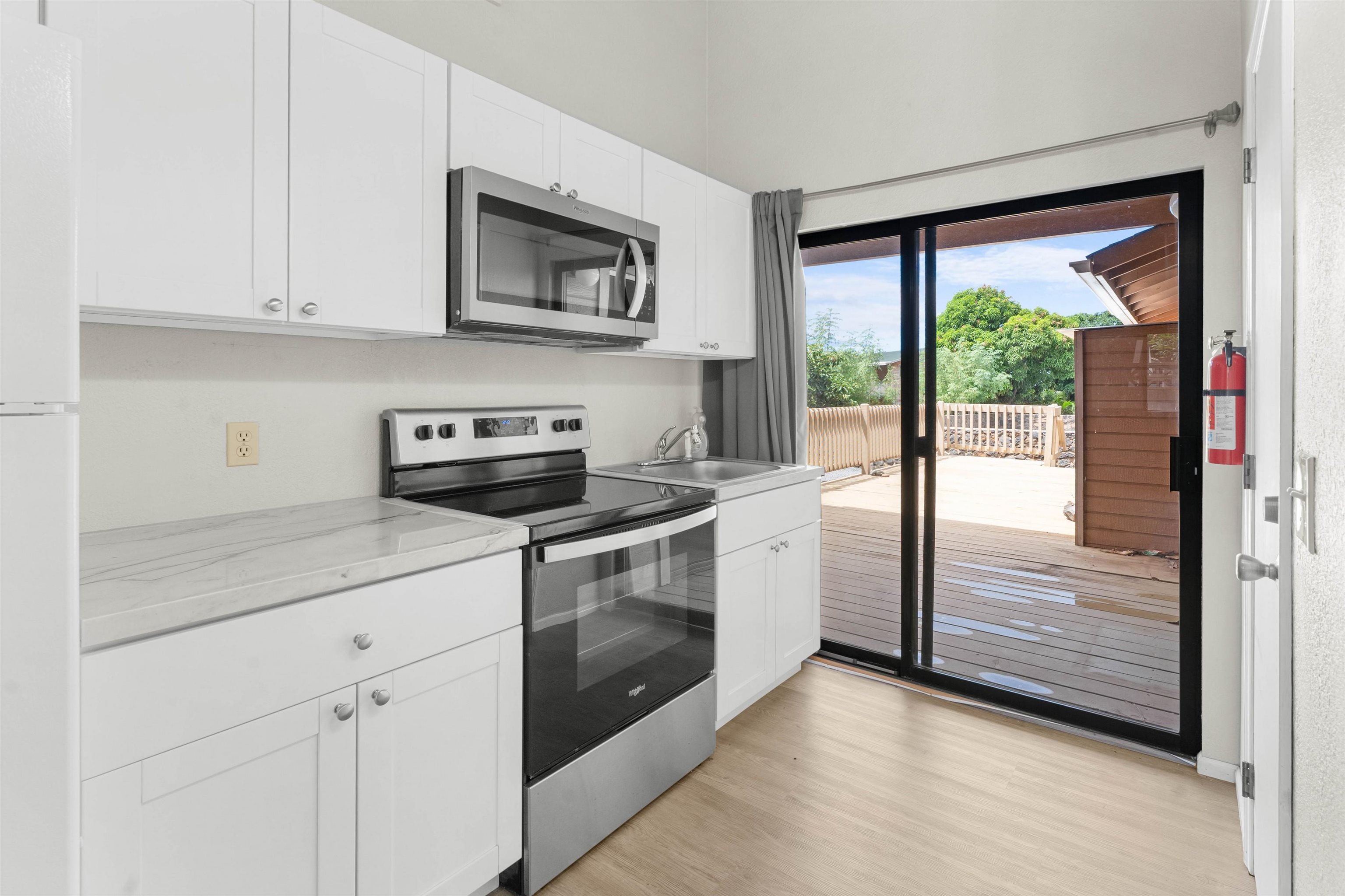 468 Kaiwahine St Property Photo 15