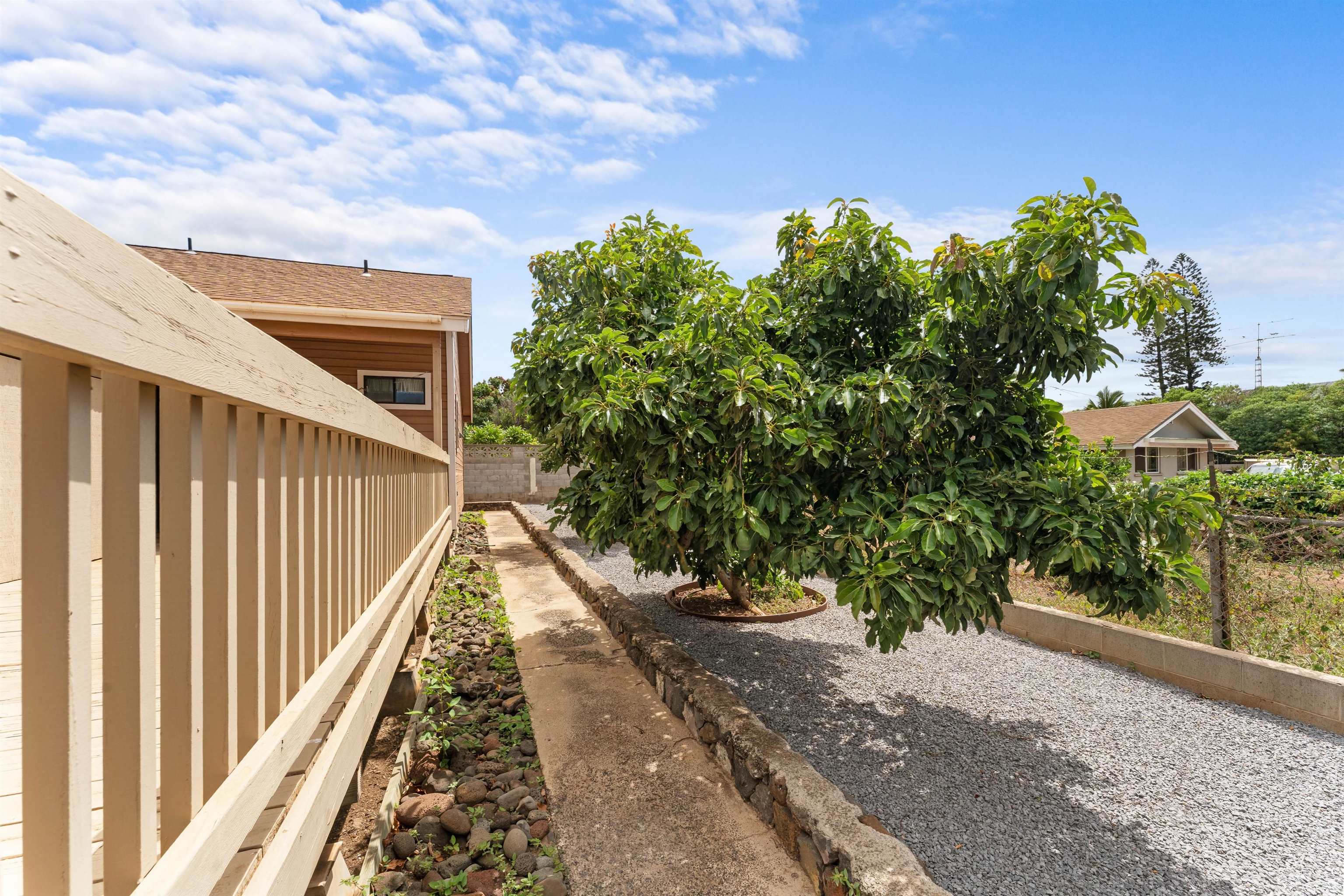 468 Kaiwahine St Property Photo 17