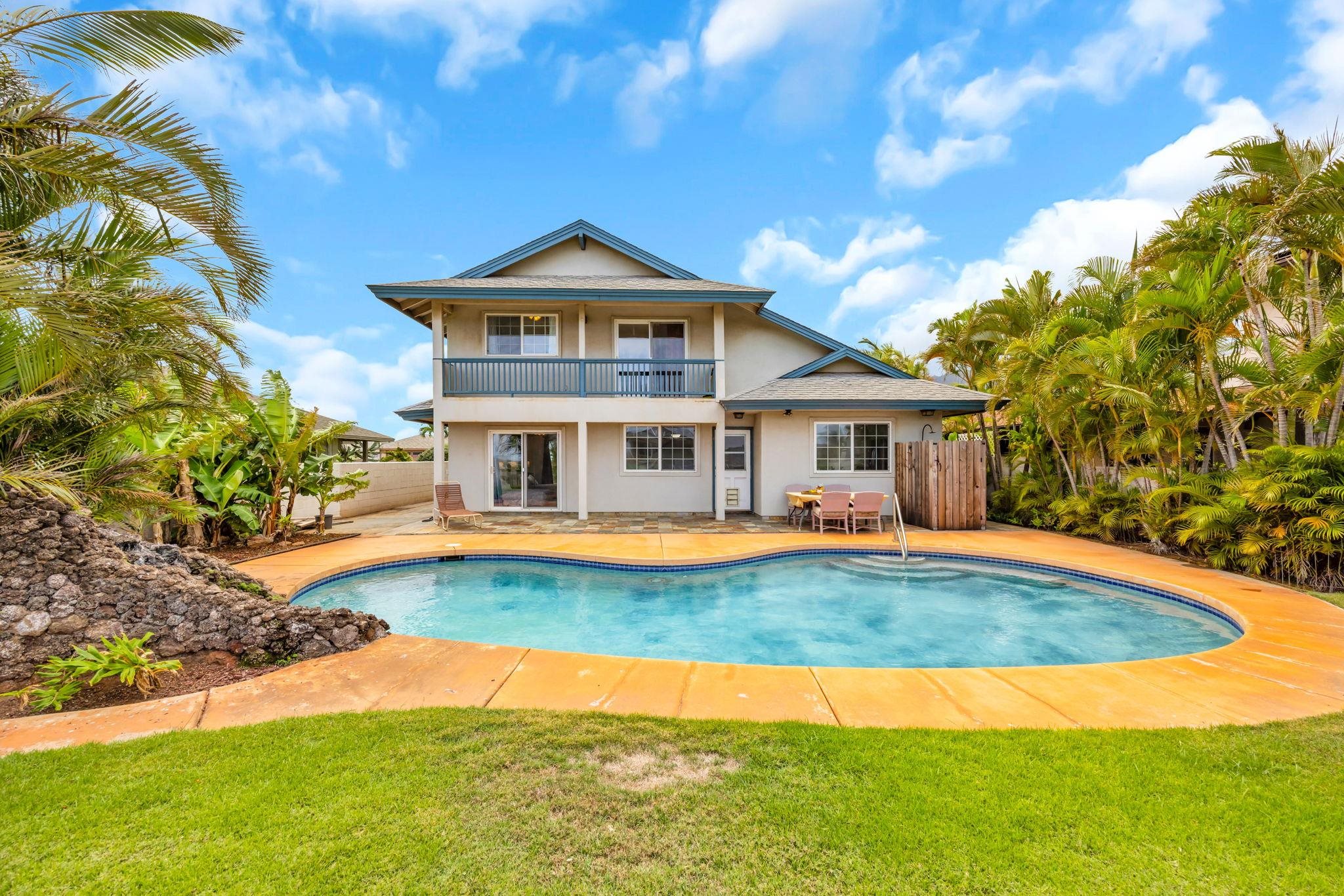 257 Kuualoha St Property Photo 1