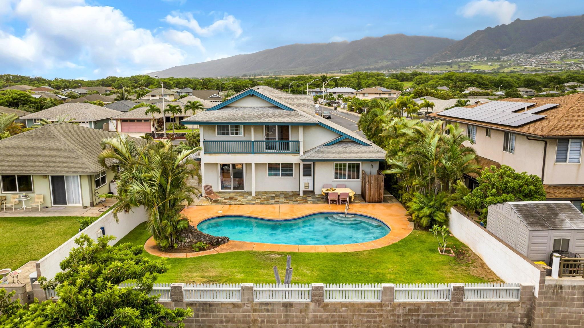 257 Kuualoha St Property Photo 2