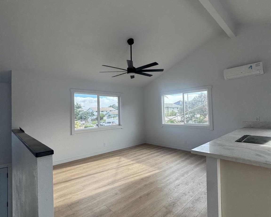 530 Kaiwahine St Property Photo 12