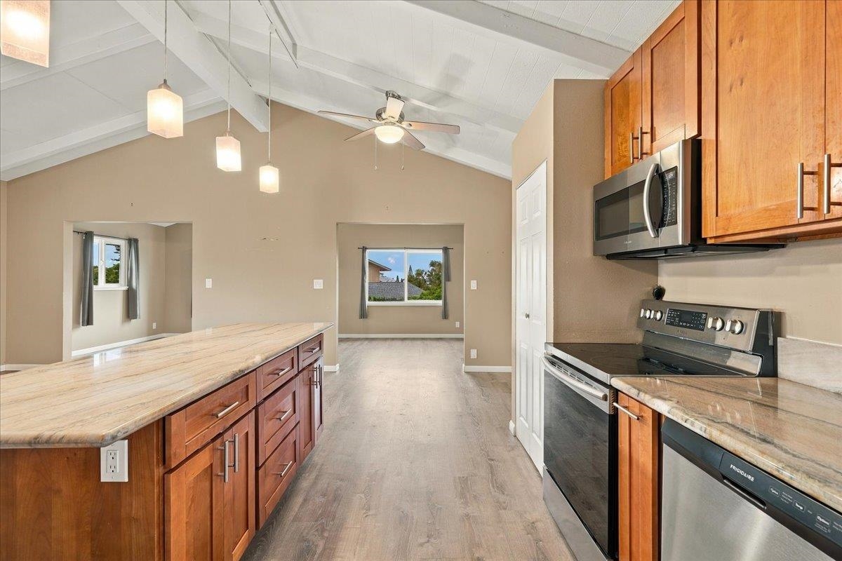 328 Kaomi Pl Property Photo 6