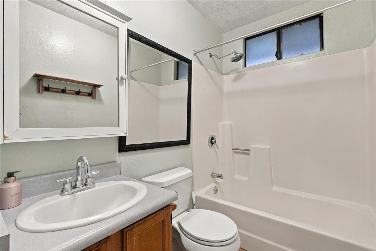 328 Kaomi Pl Property Photo 29