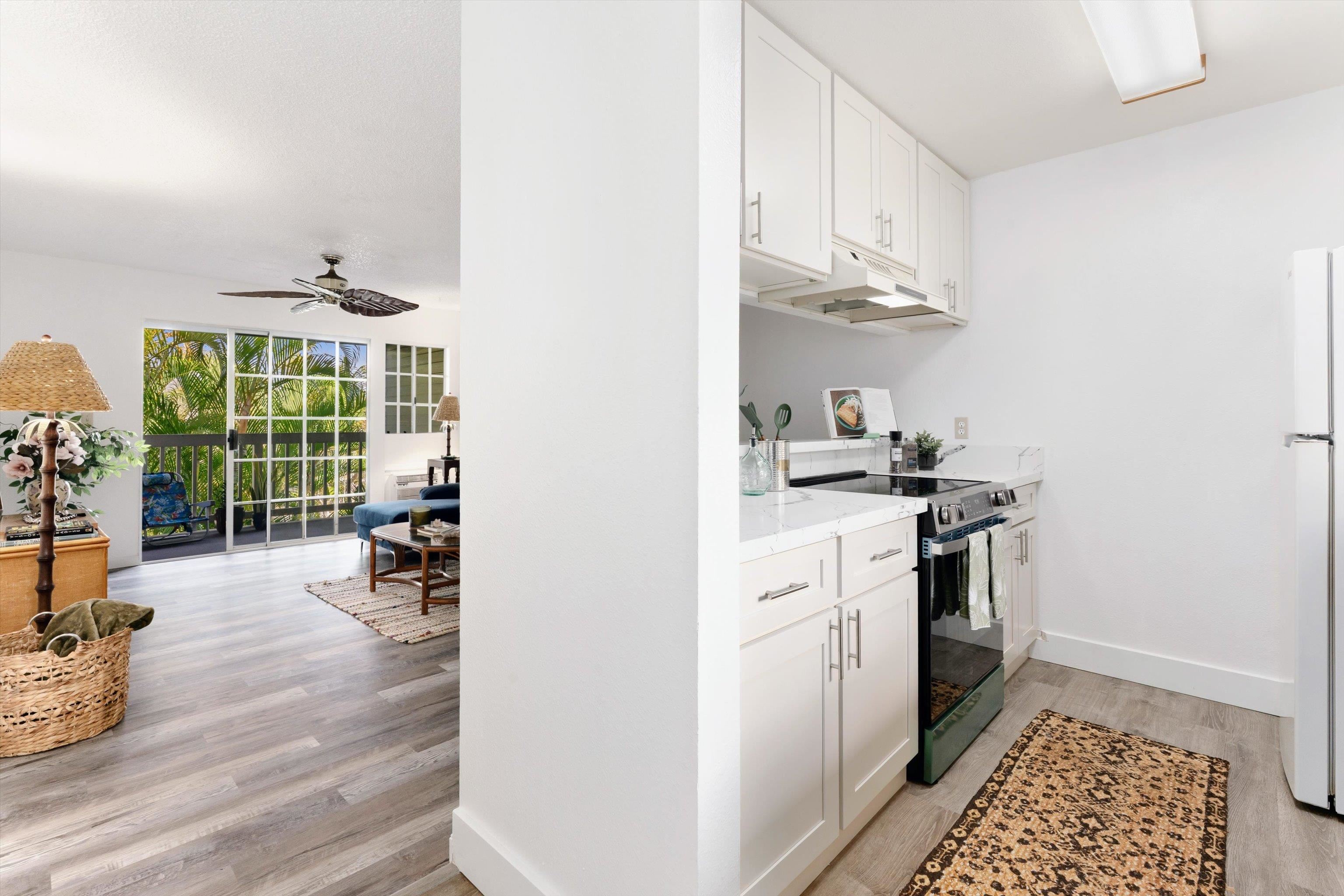 160 Keonekai Rd Property Photo 13