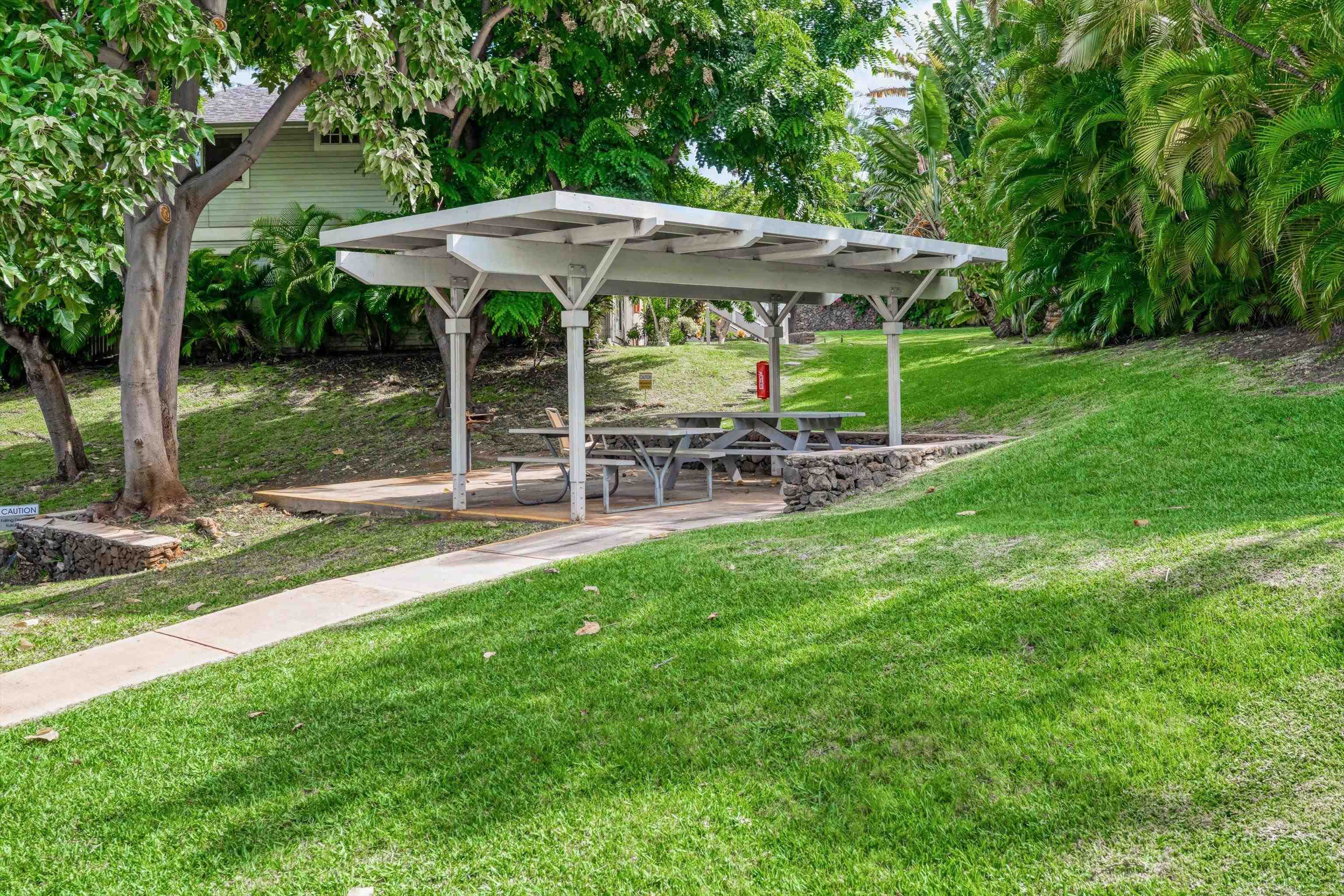 160 Keonekai Rd Property Photo 32