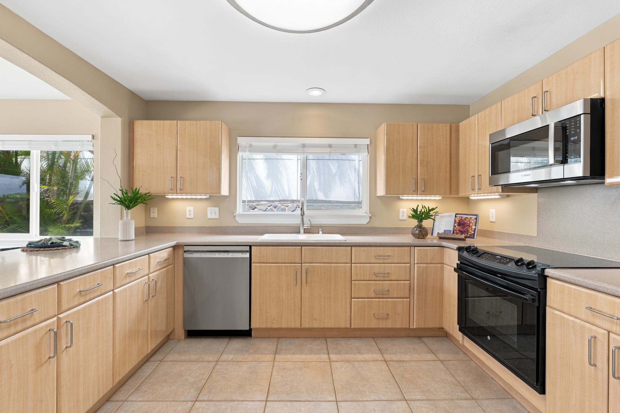 7 Lanipo Pl Property Photo 9
