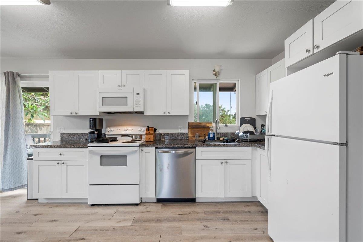 193 Akai St Property Photo 12