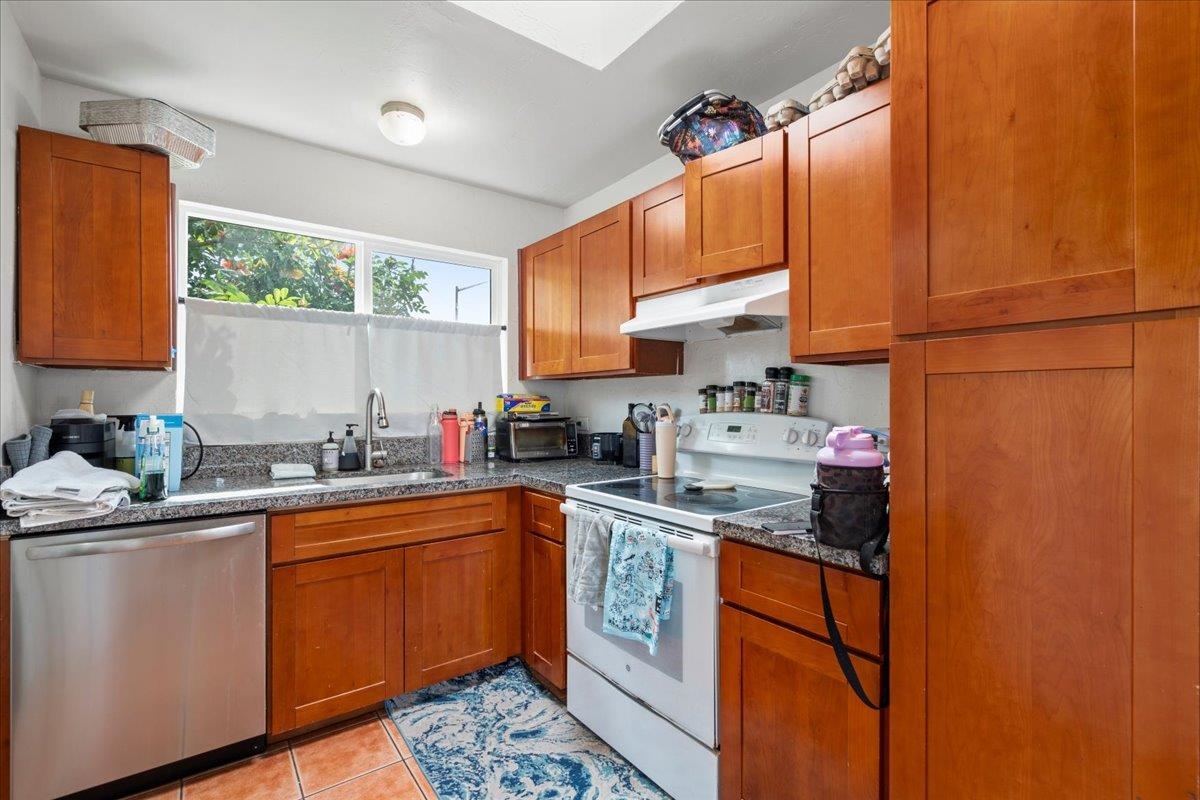 193 Akai St Property Photo 24
