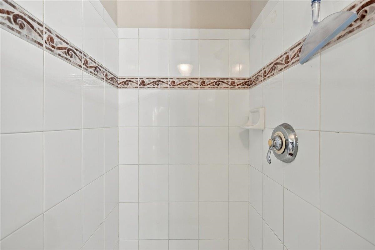 45 Halili Ln Property Photo 27