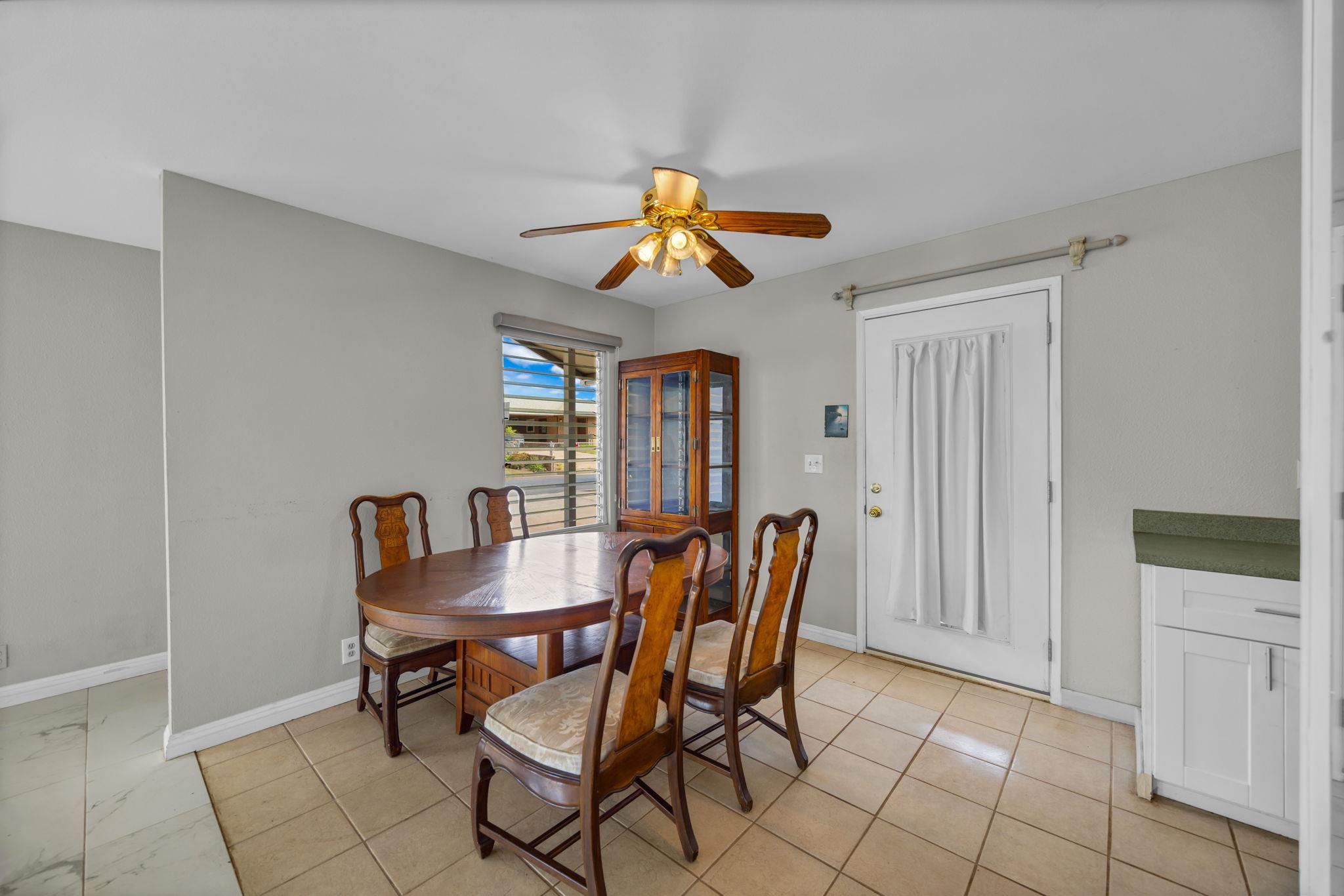 356 Hoalike St Property Photo 10