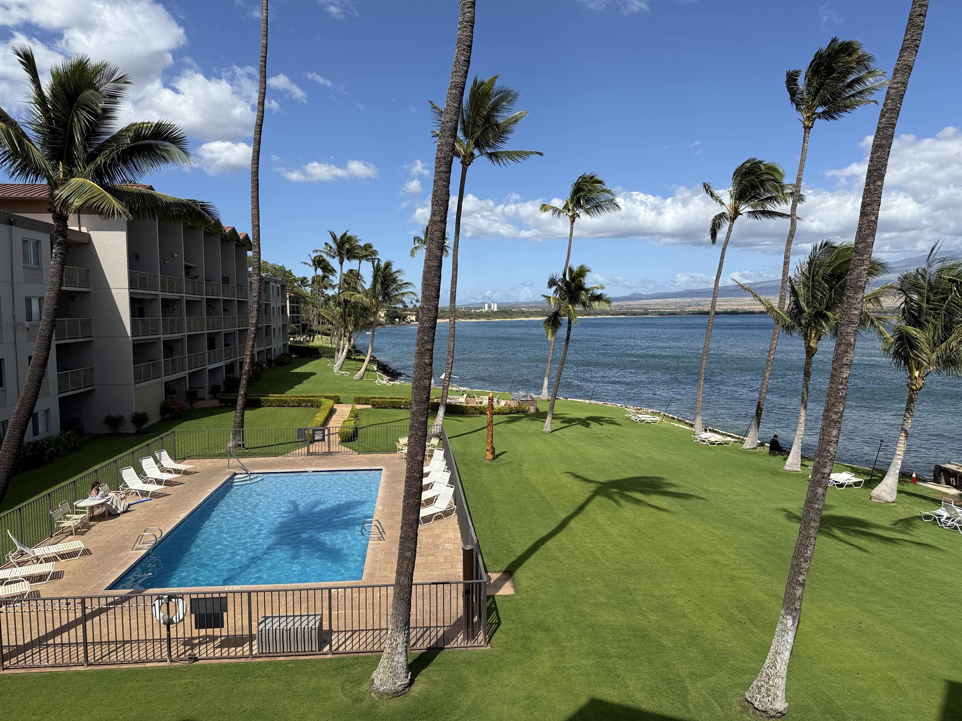 70 Hauoli St Property Photo 3