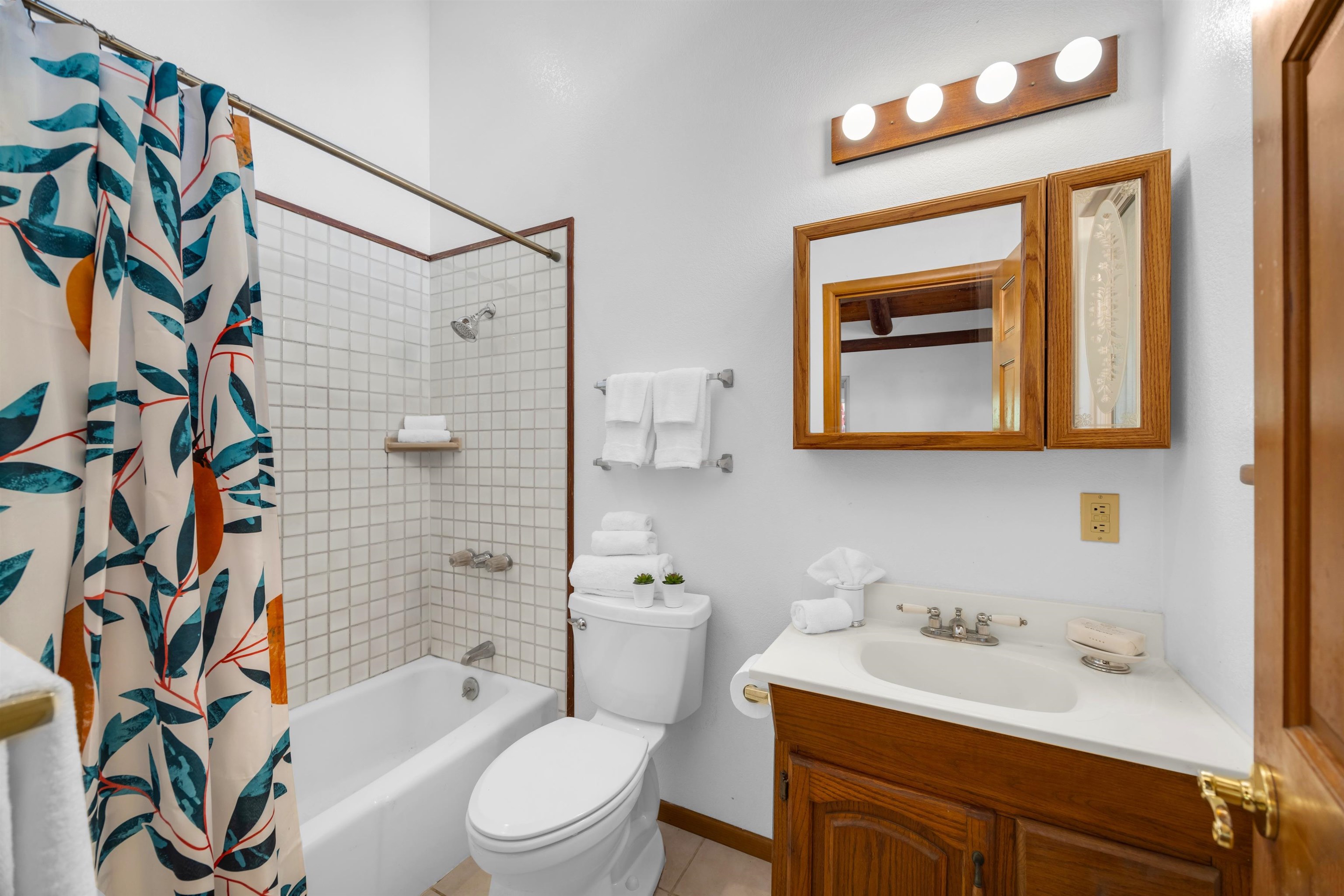 1160 Ehu Rd Property Photo 14