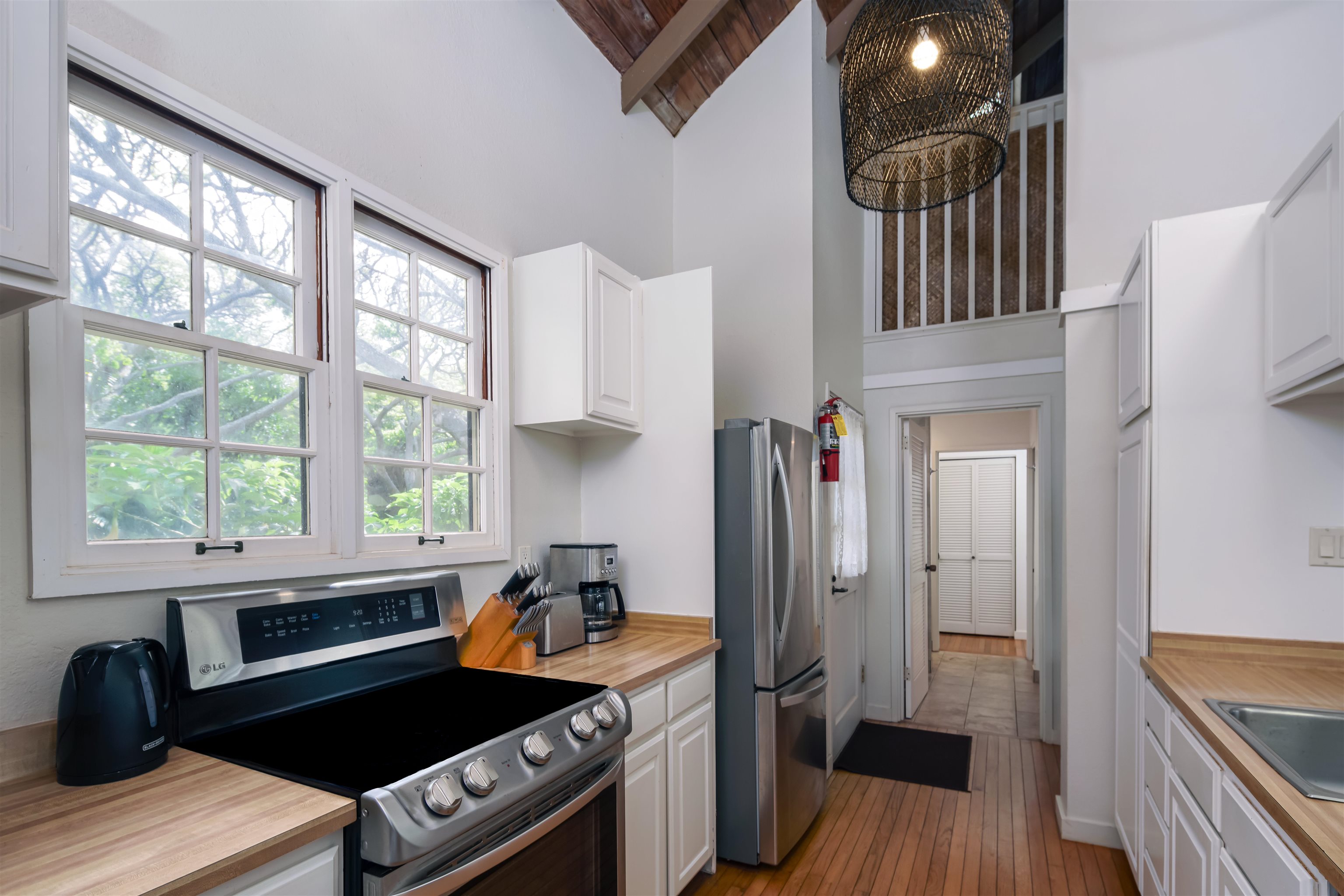 100 Lio Pl Property Photo 6
