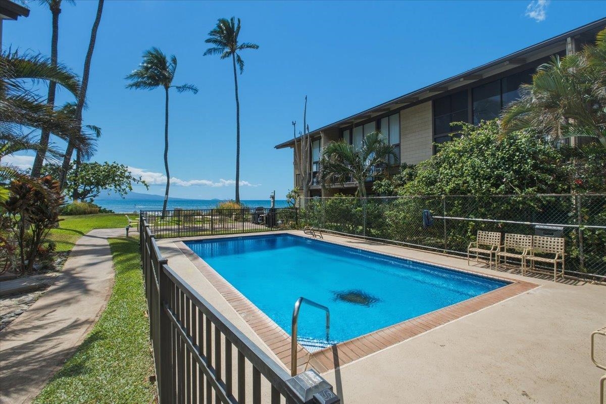 300 Hauoli St Property Photo 36