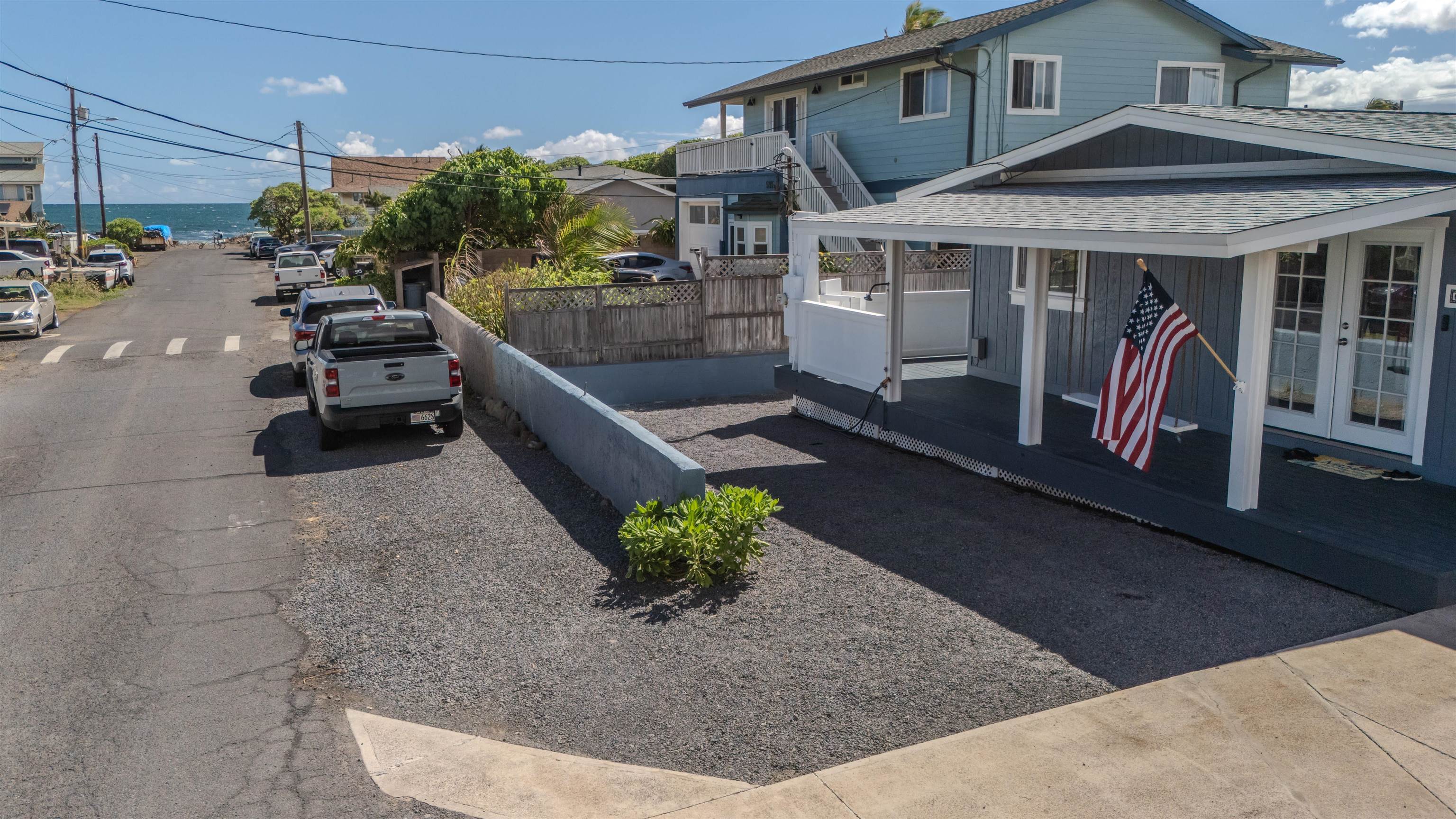 601 Linekona Pl Property Photo 3