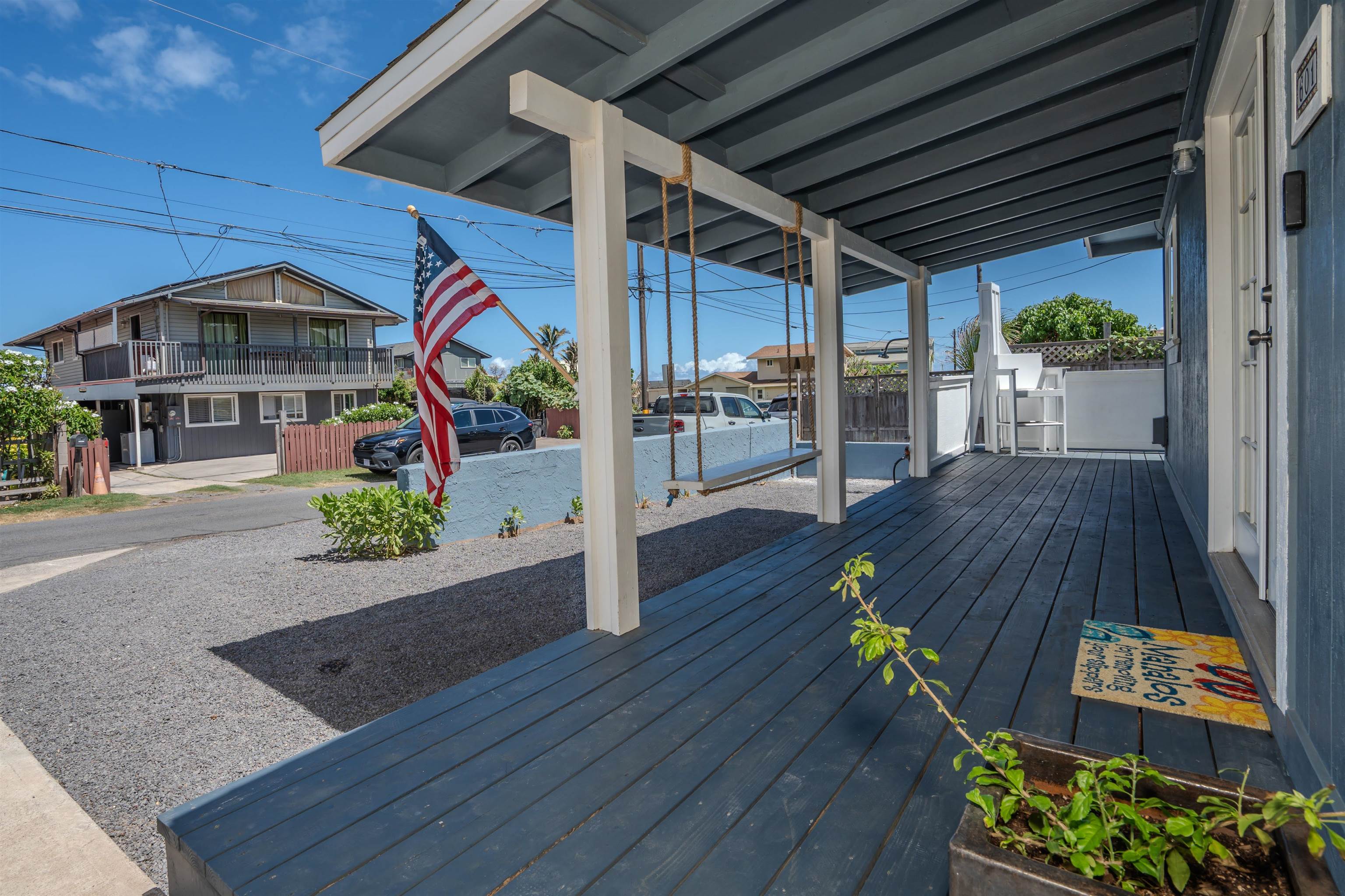 601 Linekona Pl Property Photo 5
