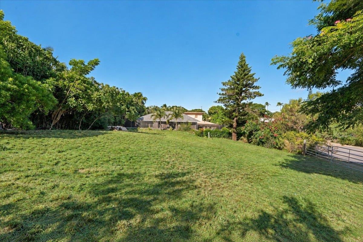 240 Kanani Rd Property Photo 12