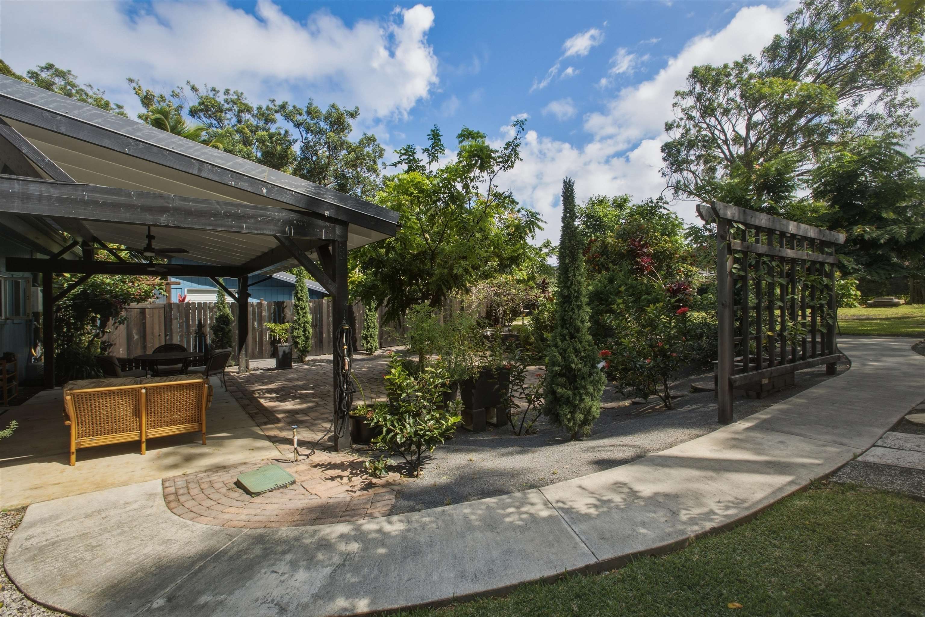 30 Leahi Pl Property Photo 21
