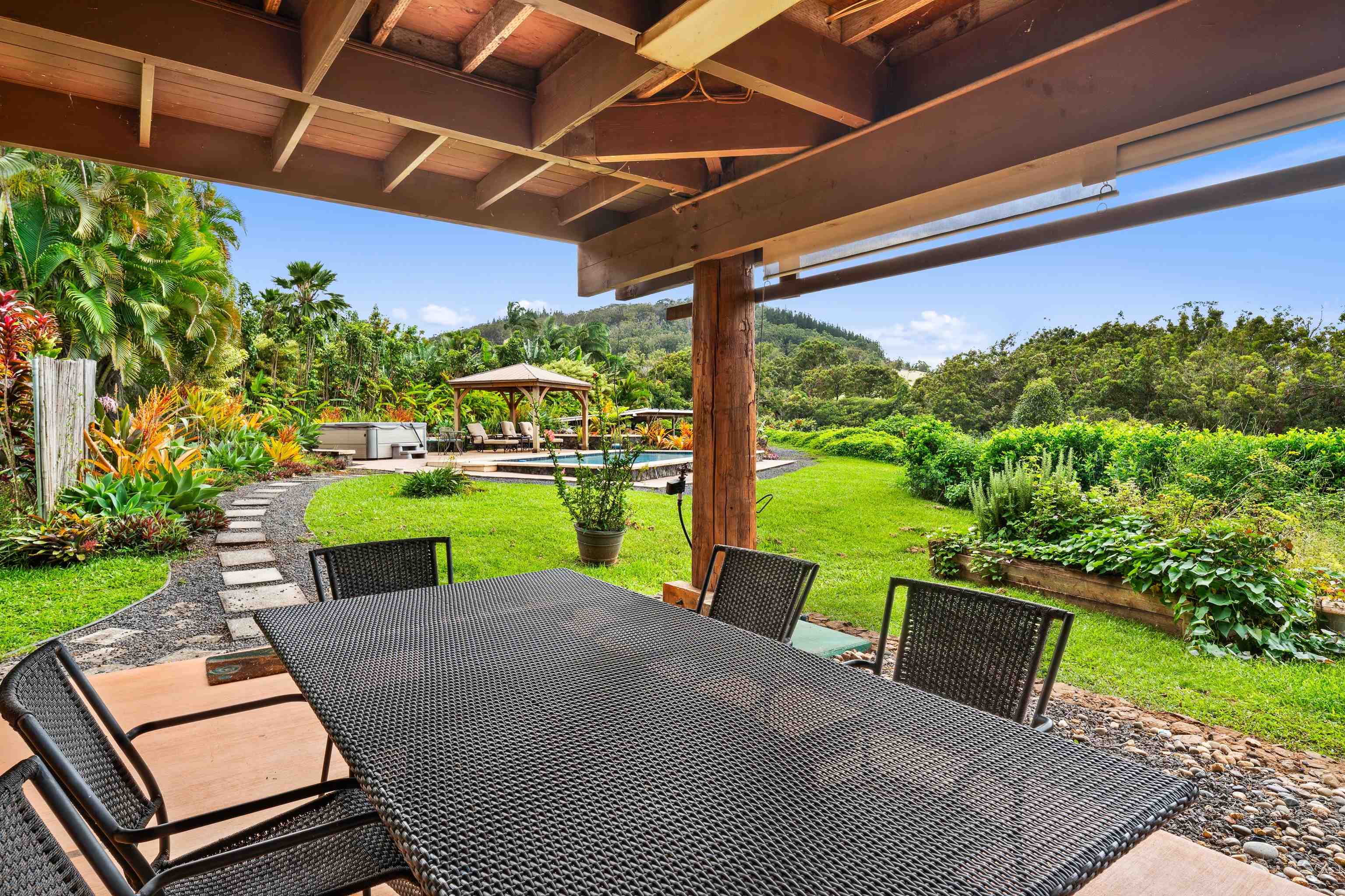 1330 Kauhikoa Rd Property Photo 40