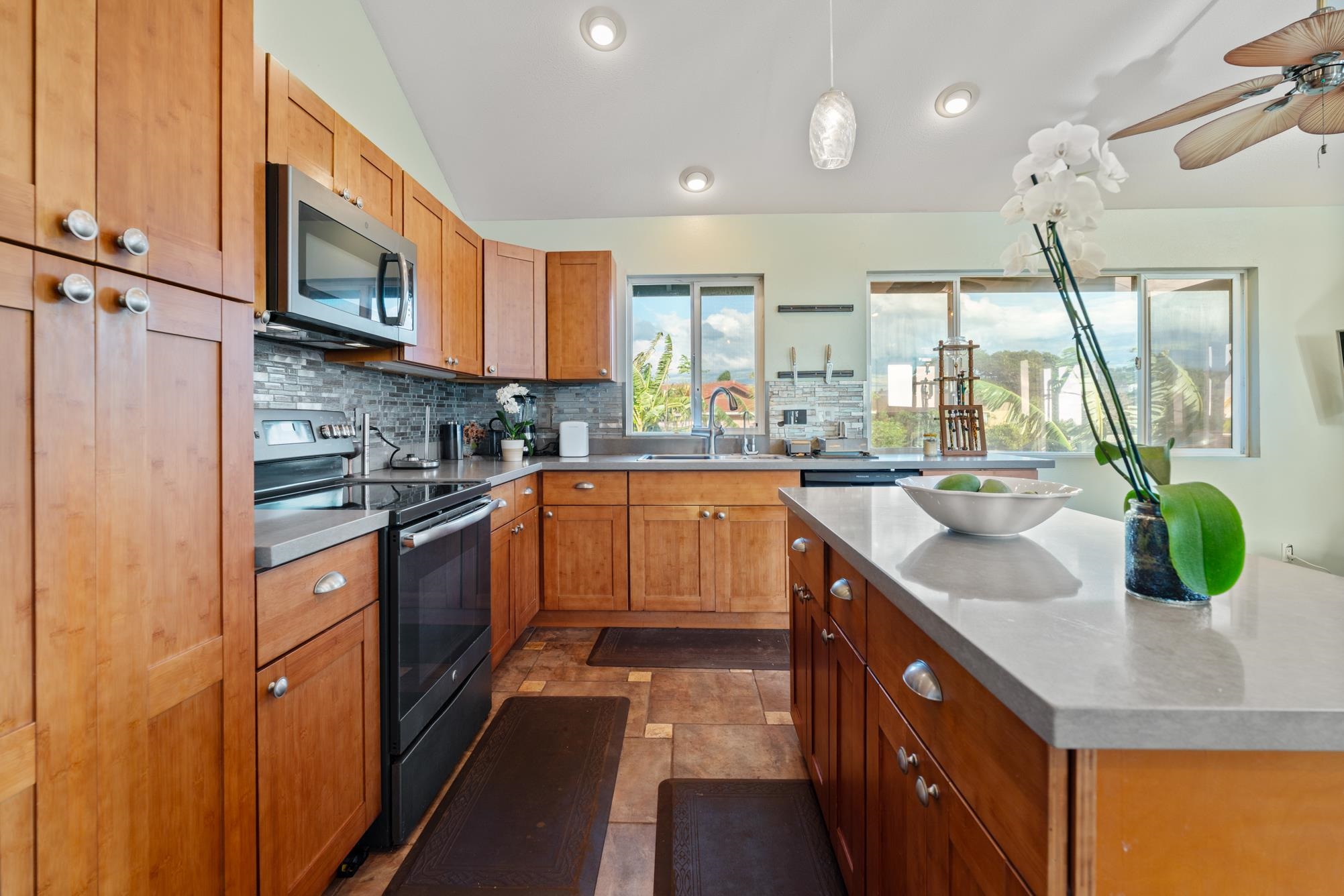 141 Ohukai Rd Property Photo 9