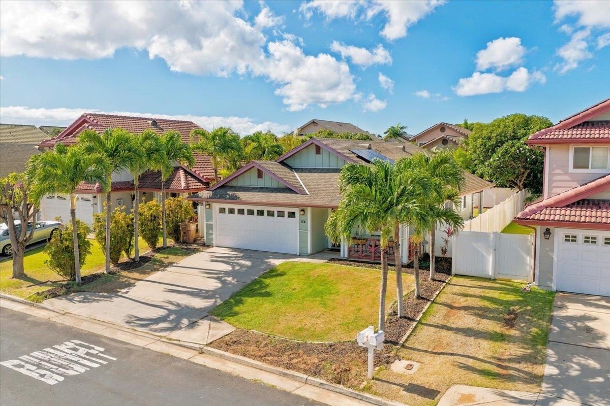 18 Henohea Pl Property Photo 2