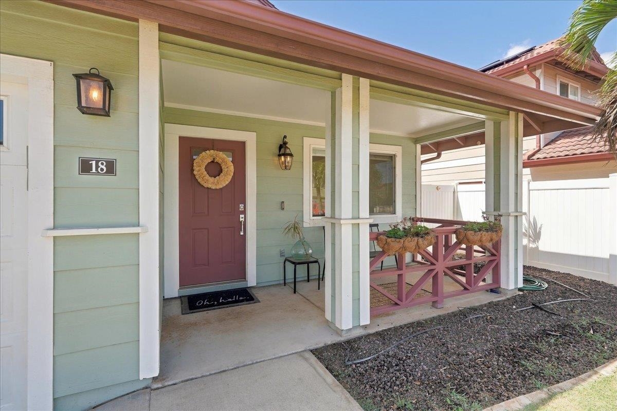 18 Henohea Pl Property Photo 5