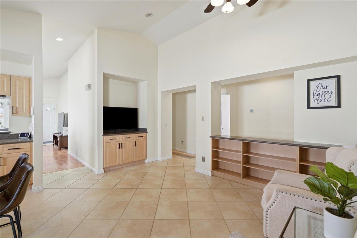 18 Henohea Pl Property Photo 22