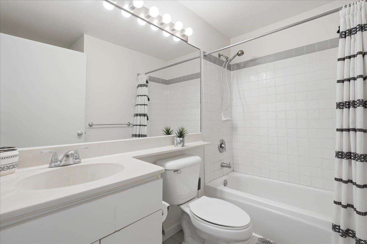 80 Waiaka Ln Property Photo 12