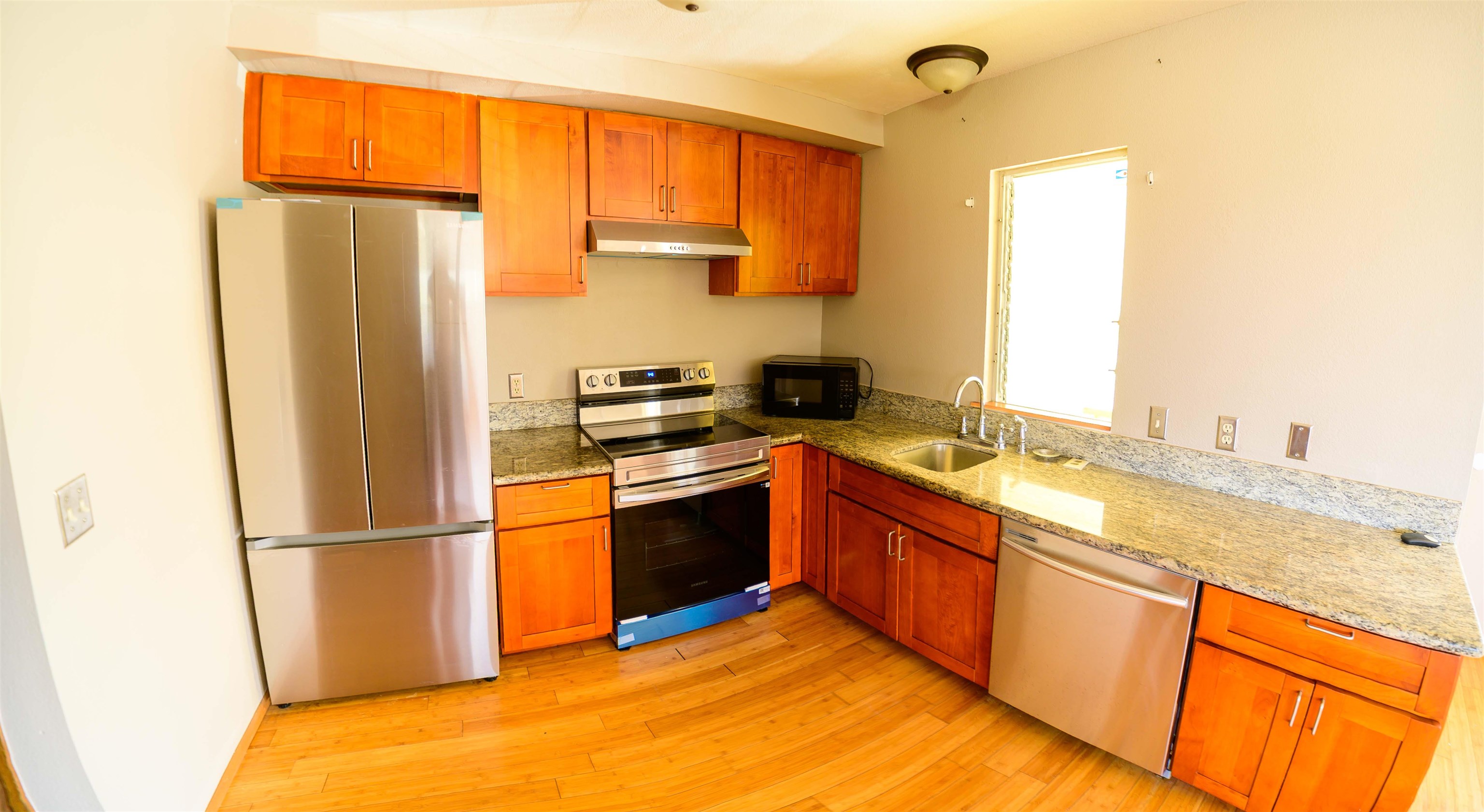 148 Hoomoku St Property Photo 4