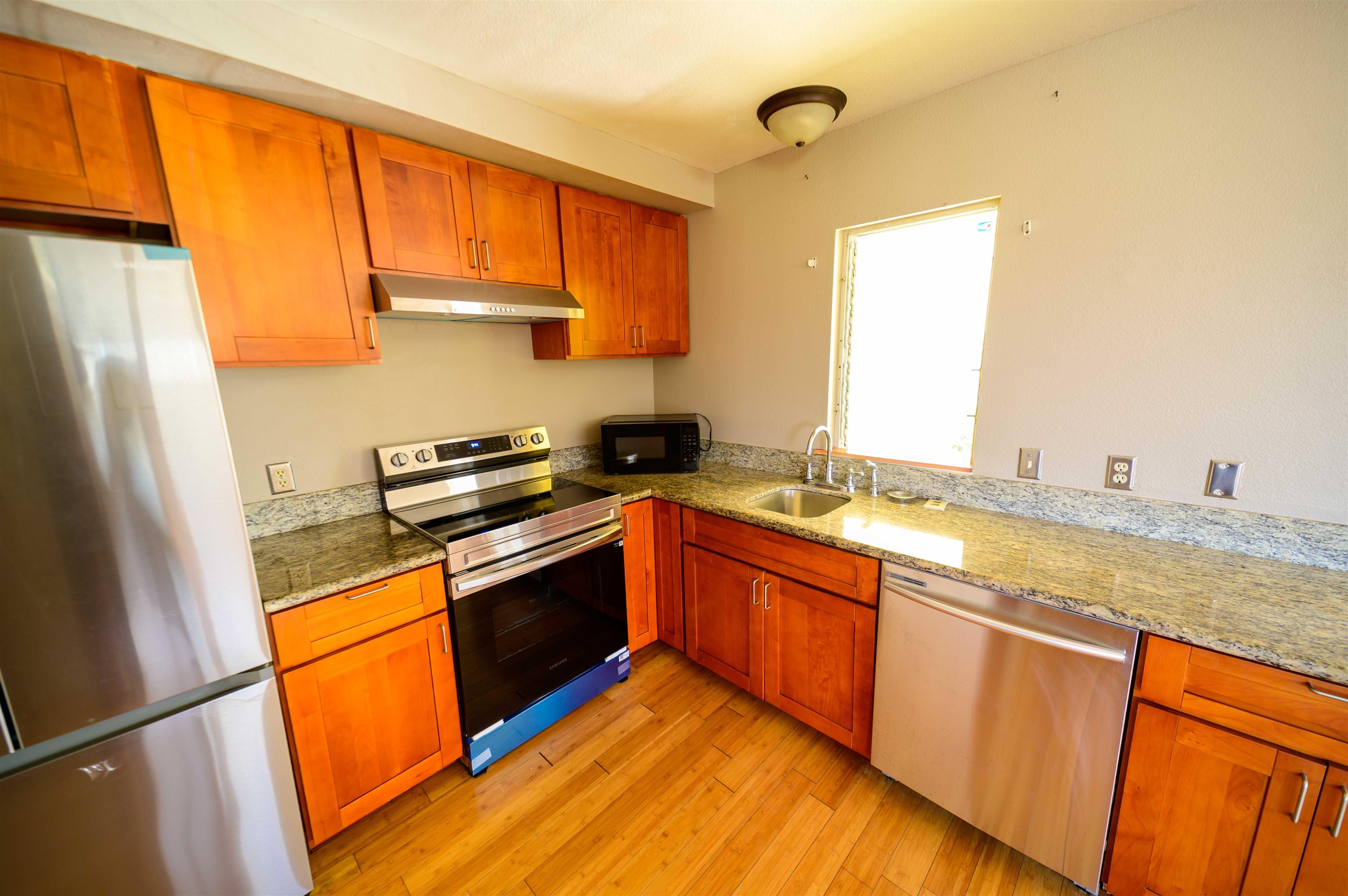 148 Hoomoku St Property Photo 14