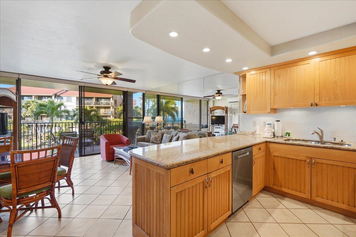 3543 Lower Honoapiilani Rd Property Photo 11