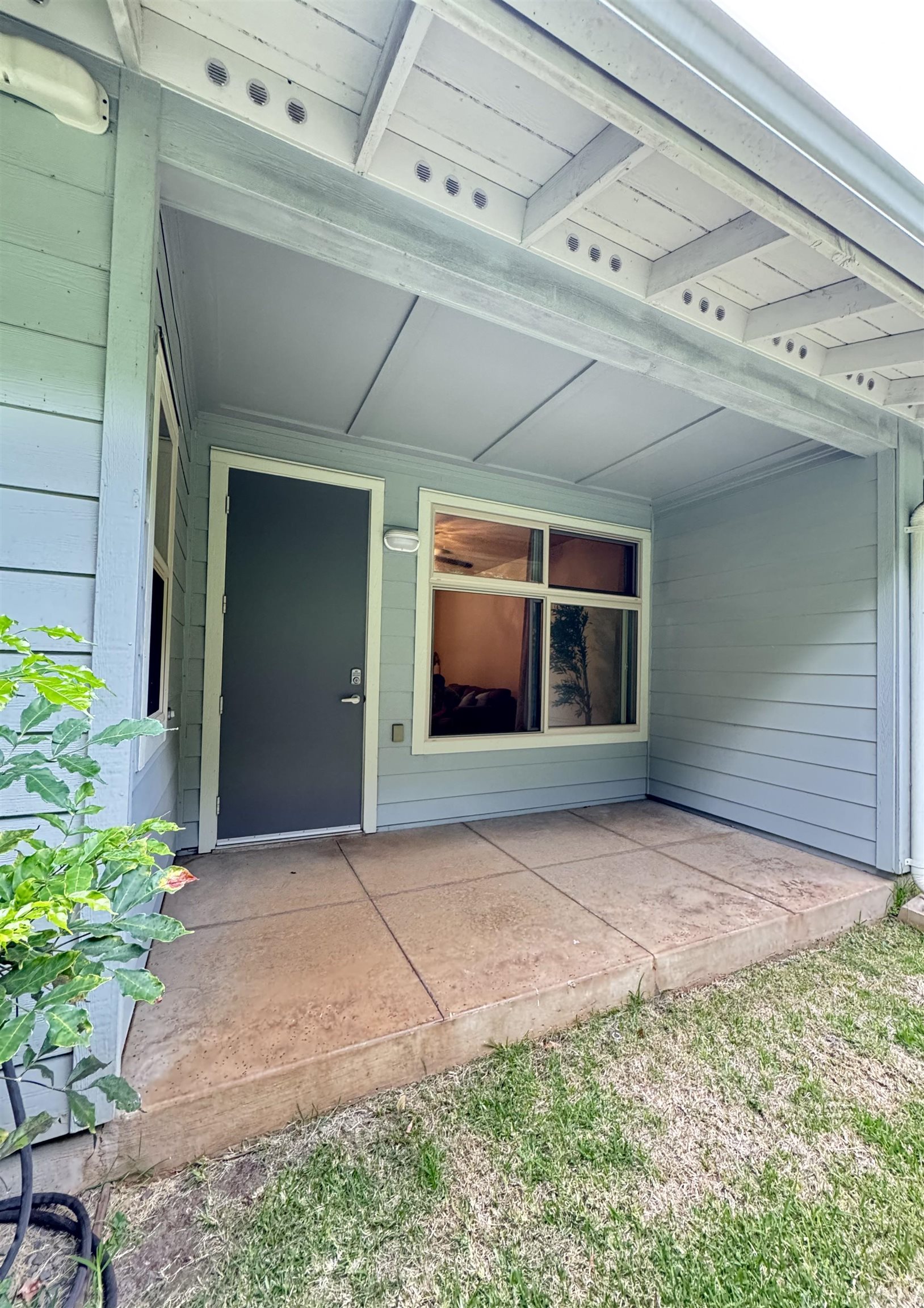 135 Hoowaiwai Loop Property Photo 12