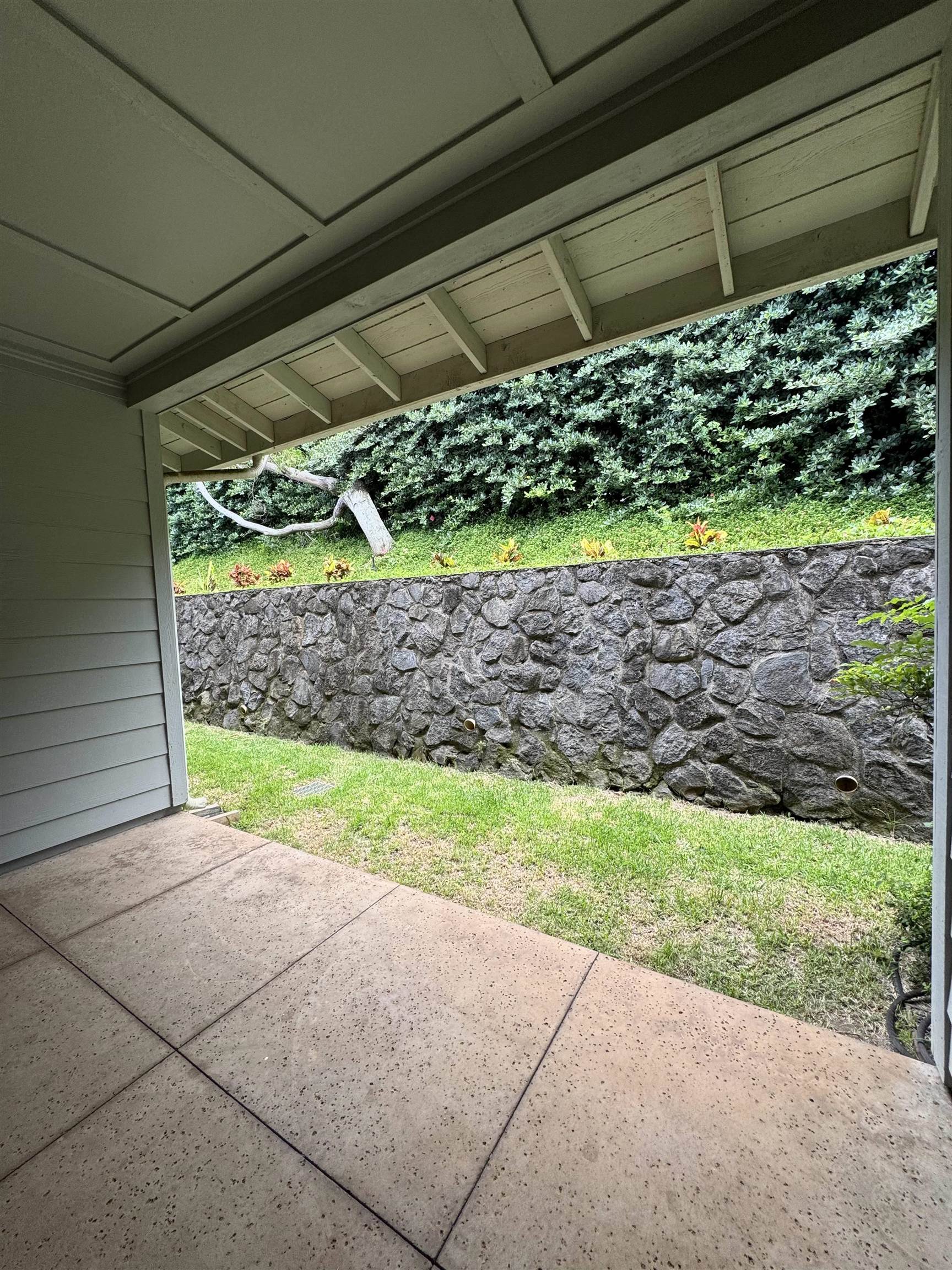 135 Hoowaiwai Loop Property Photo 13