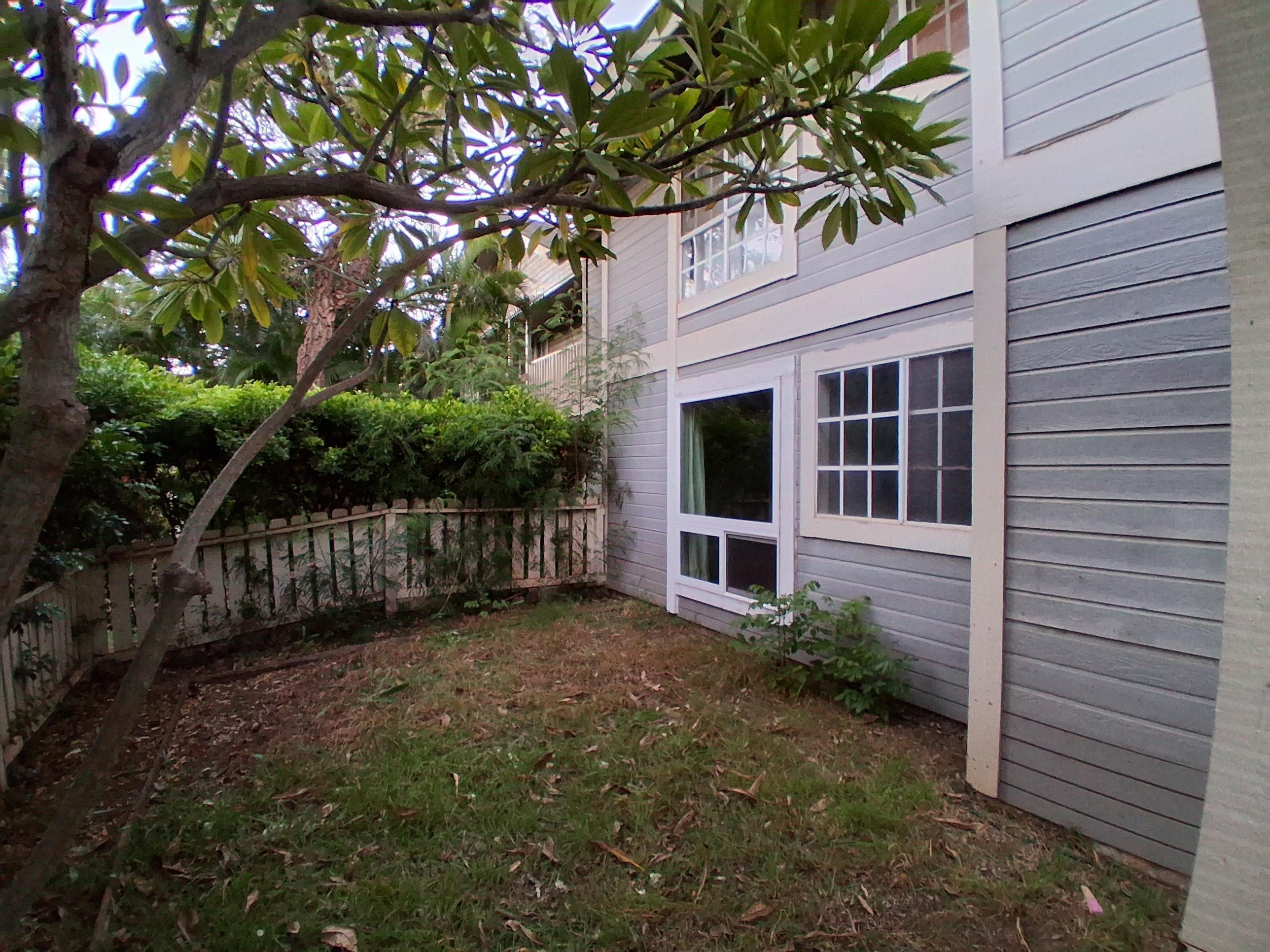 140 Uwapo Rd Property Photo 21