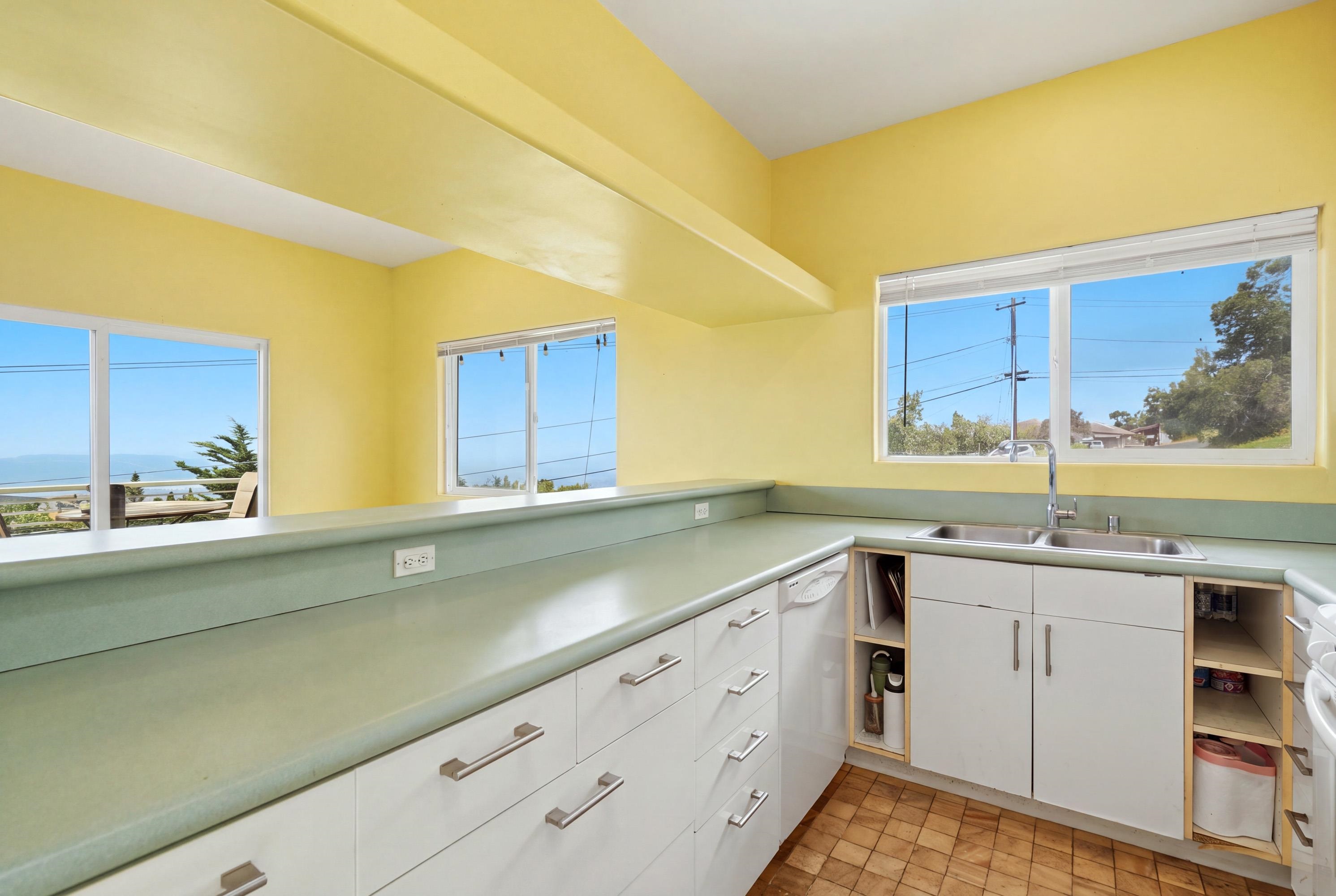 734 Upper Kimo Dr Property Photo 15