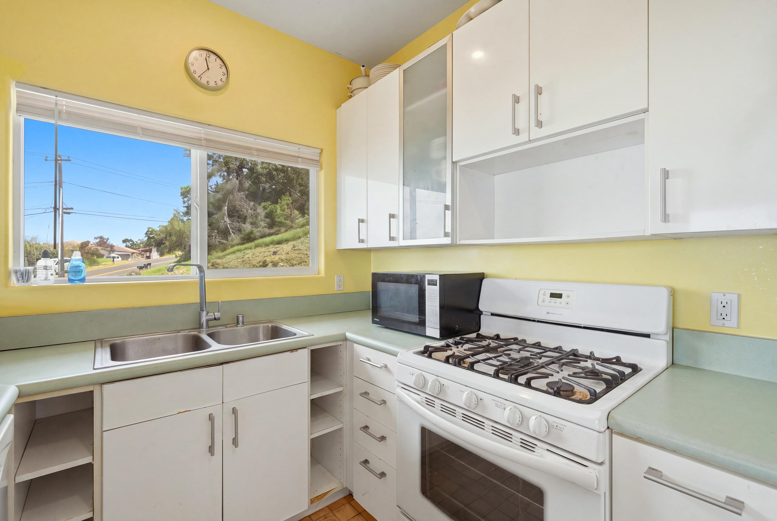 734 Upper Kimo Dr Property Photo 16