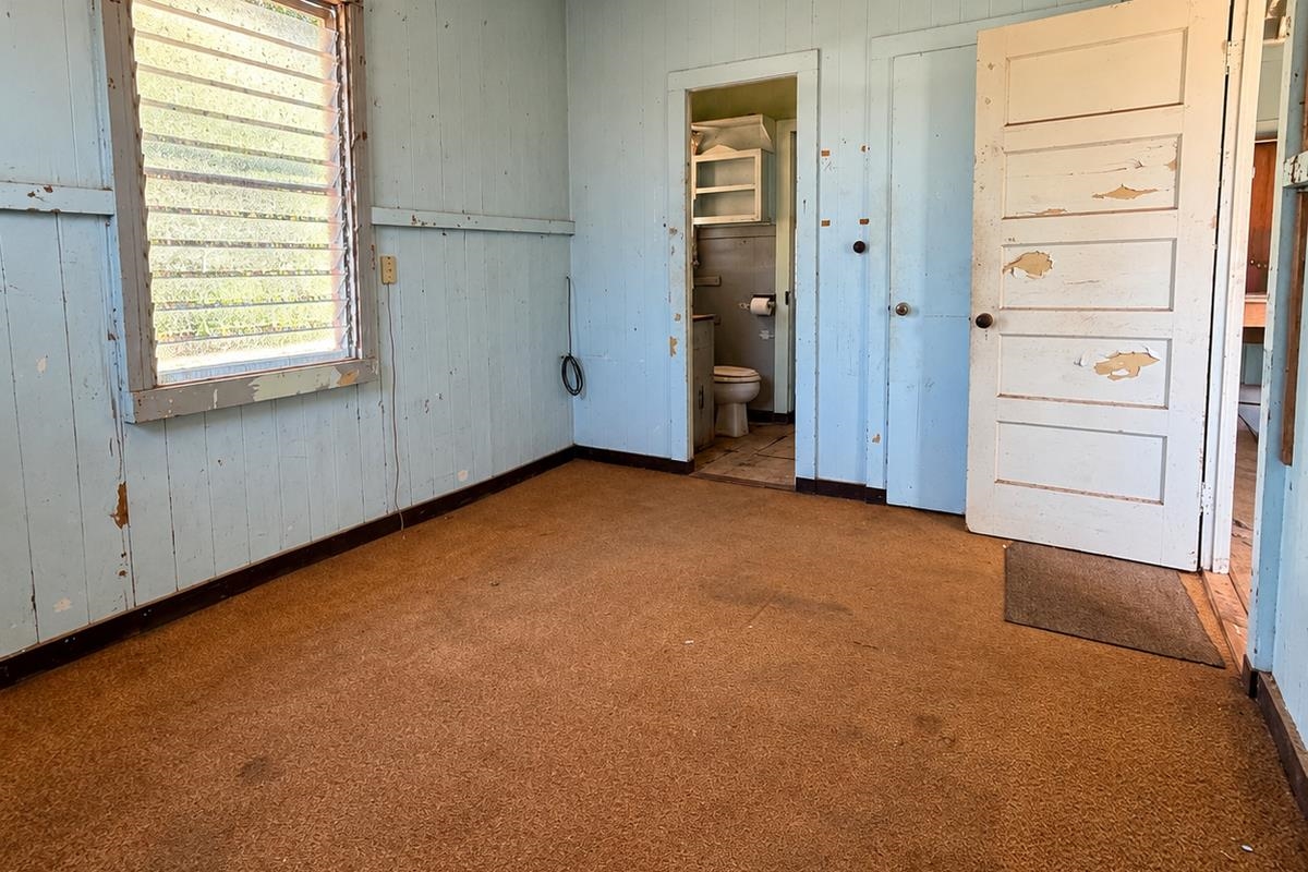 1717 Okana St Property Photo 11