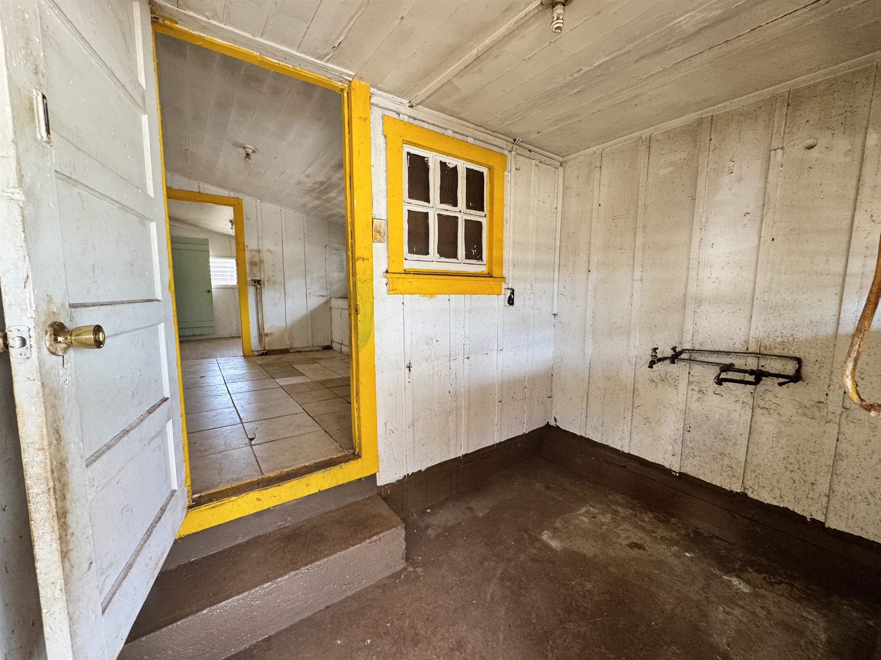 1810 Epane St Property Photo 12