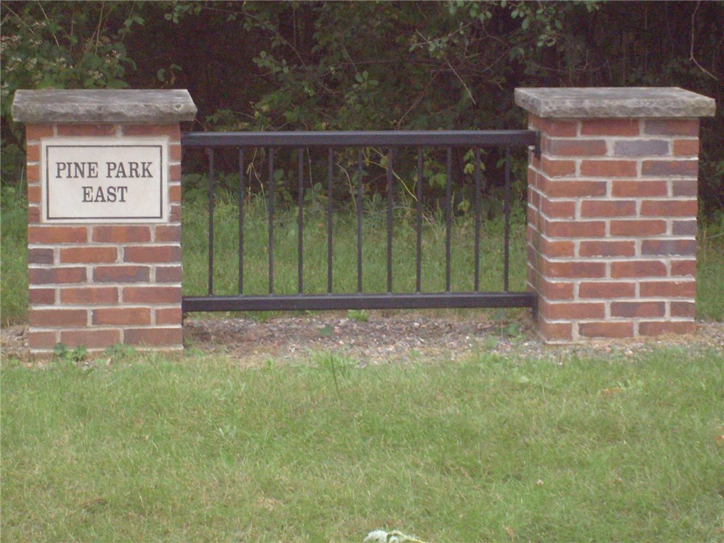 1601 Pine Park Drive Property Photo 3
