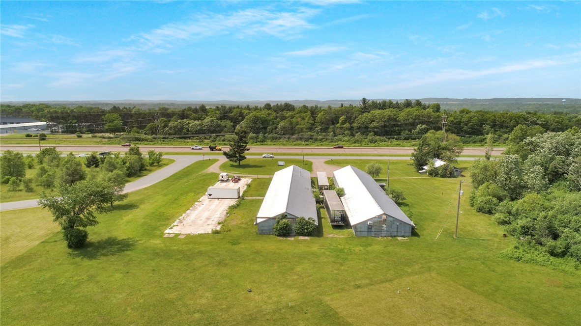 4263 N Prairie View Road Property Photo 1
