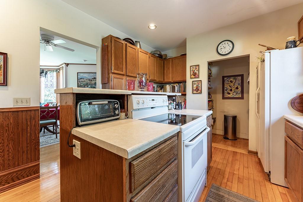 612 Bridgewater Avenue Property Photo 26