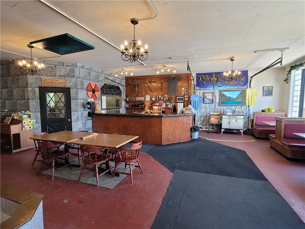 234 W Dallas Street Property Photo 17