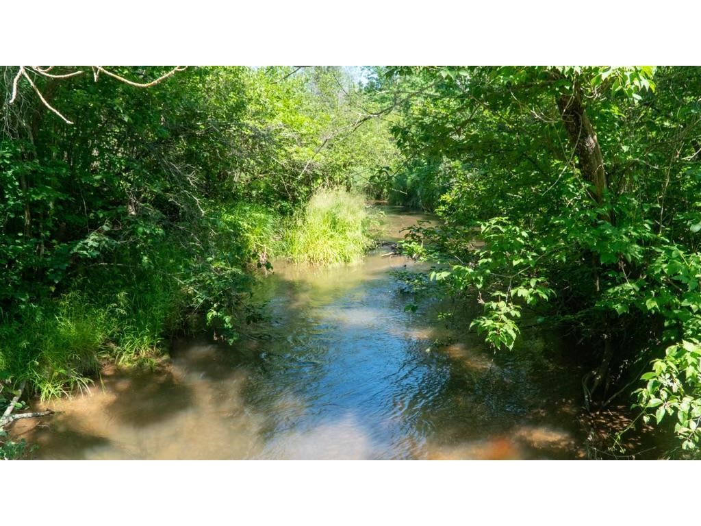 74035 County Highway A Property Photo 8