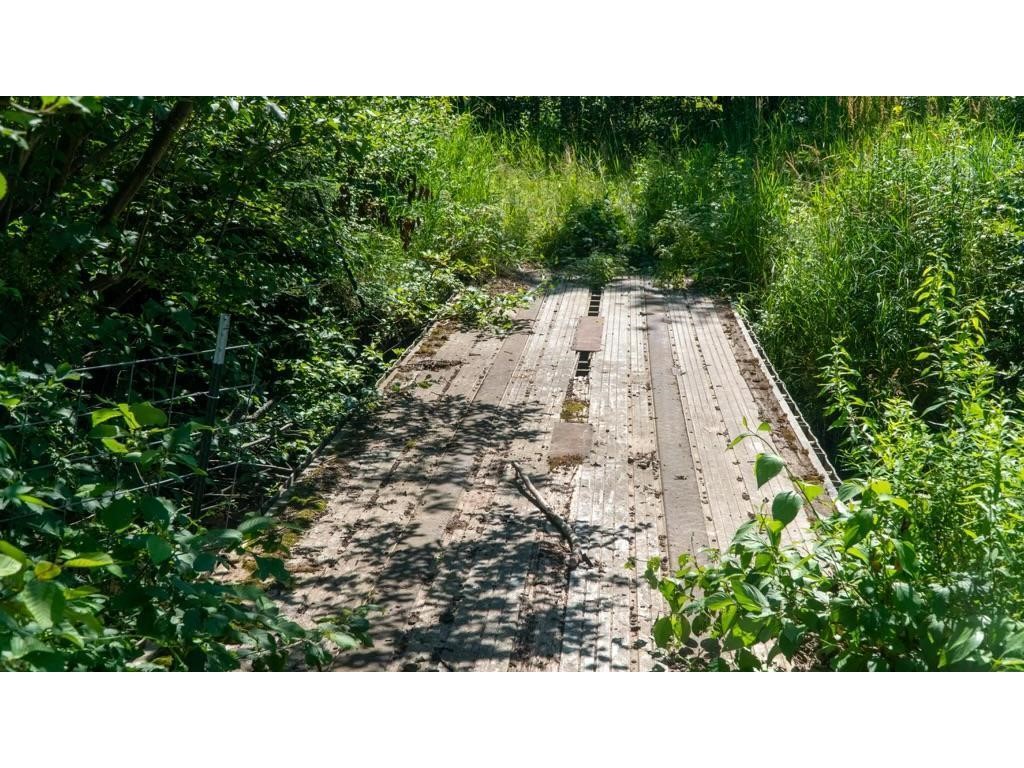74035 County Highway A Property Photo 28